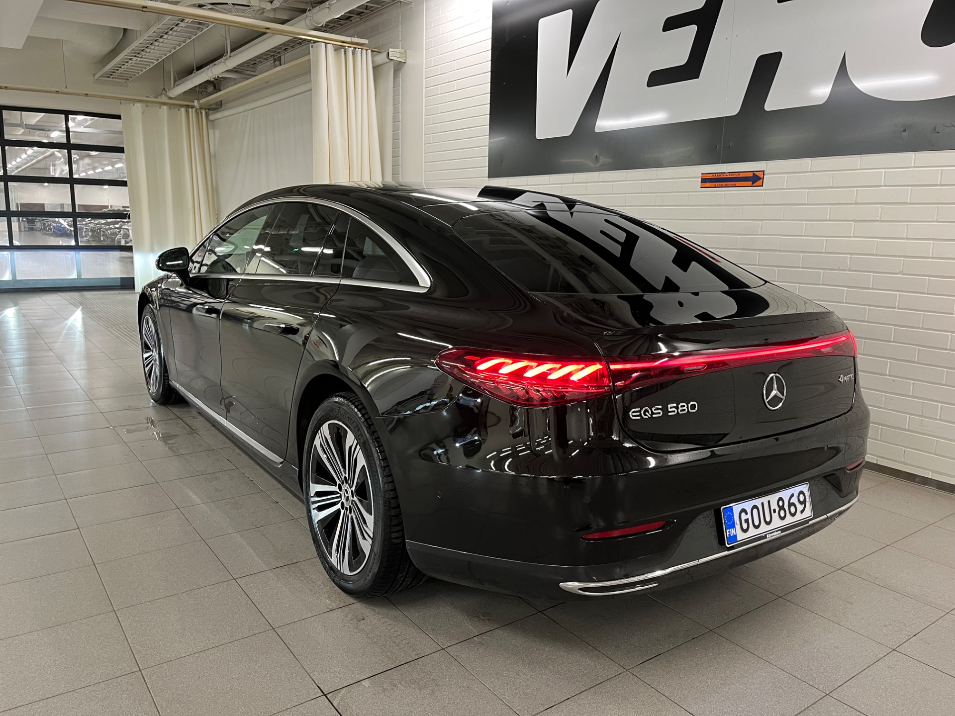 Mercedes-Benz EQS 2021