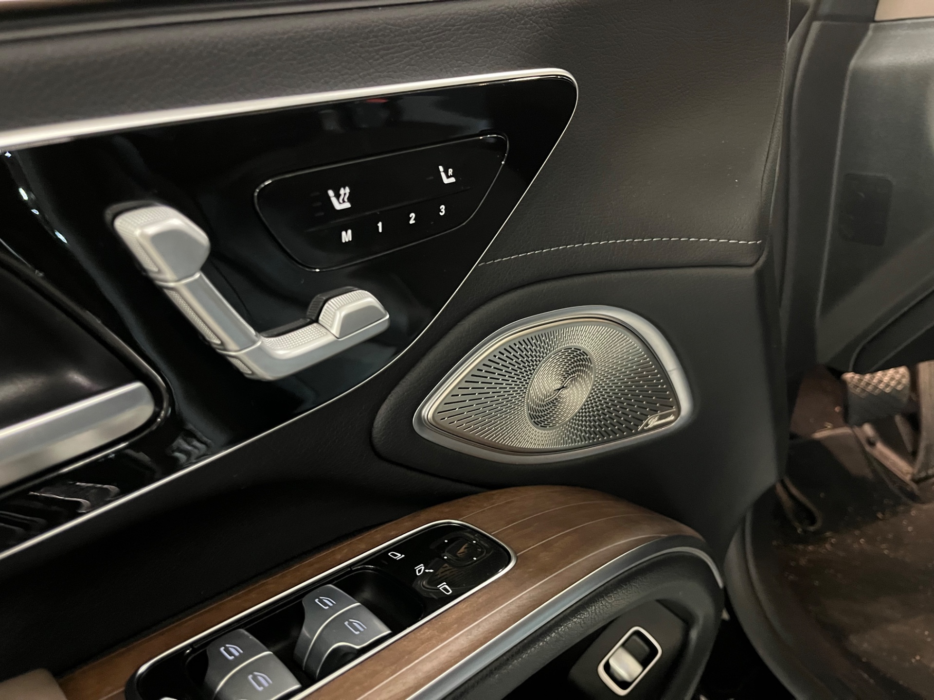 Mercedes-Benz EQS 2021