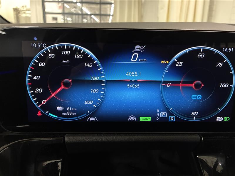 Mercedes-Benz EQA 2023