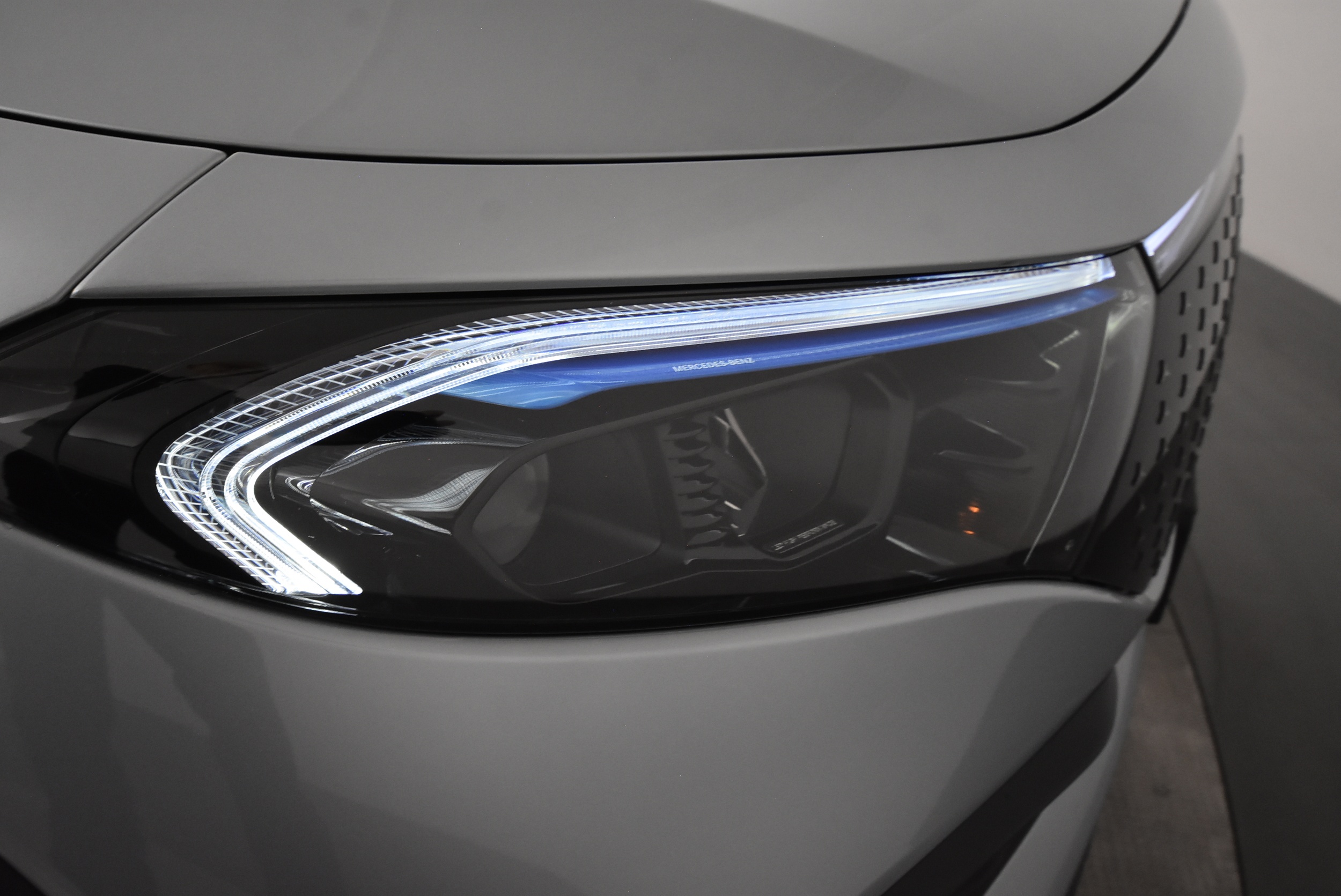 Mercedes-Benz EQB 2024