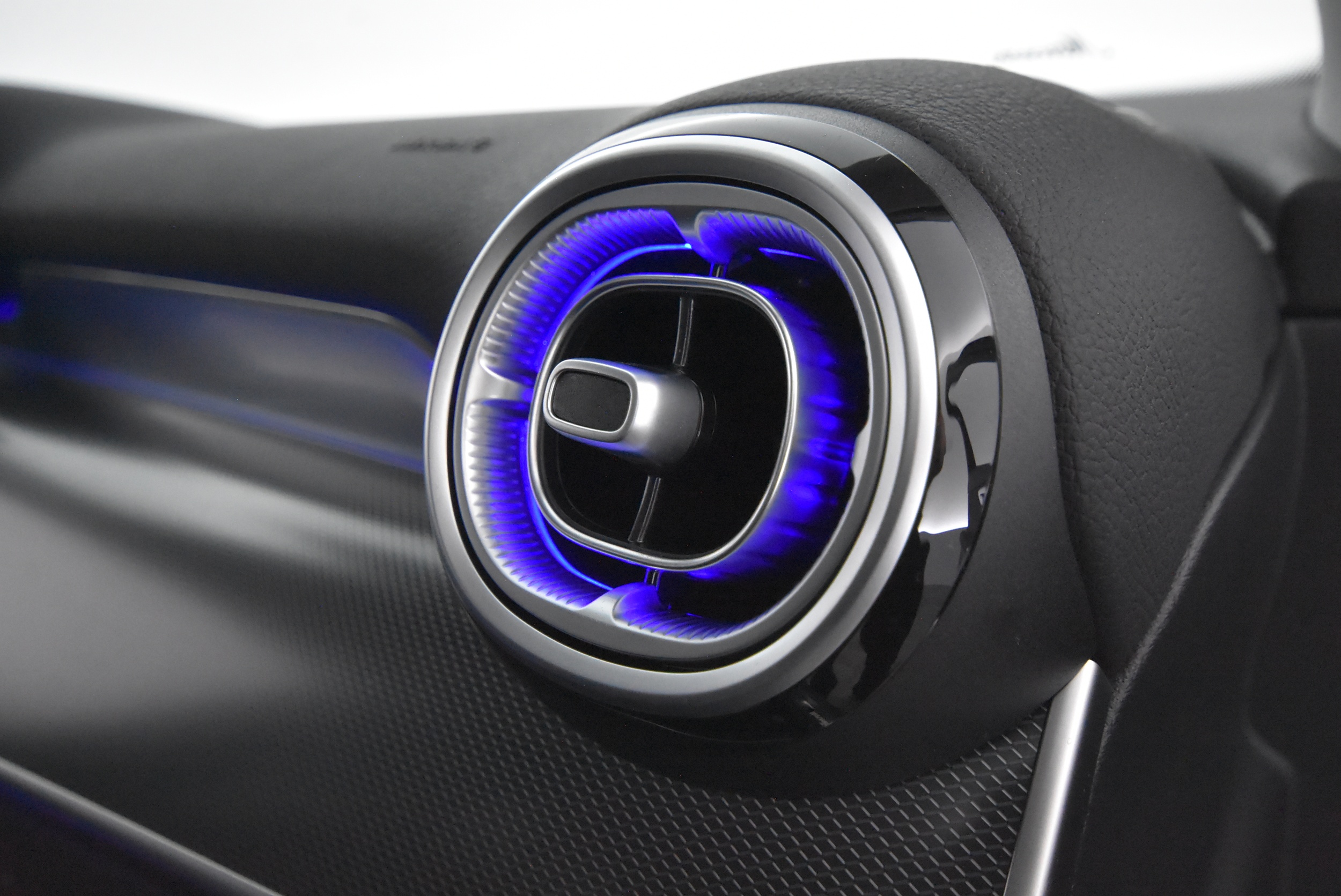 Mercedes-Benz GLC 2025