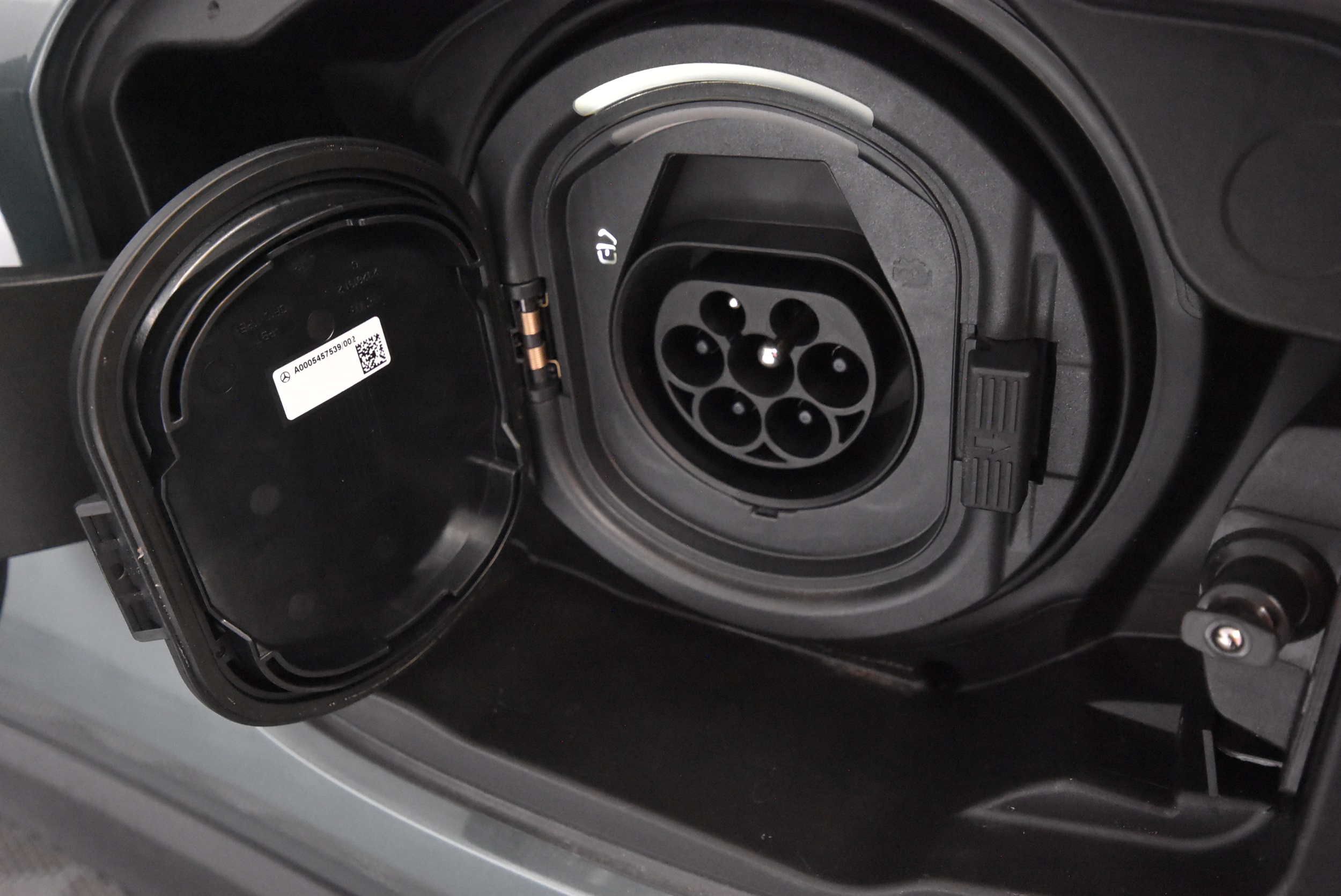 Mercedes-Benz GLC 2025