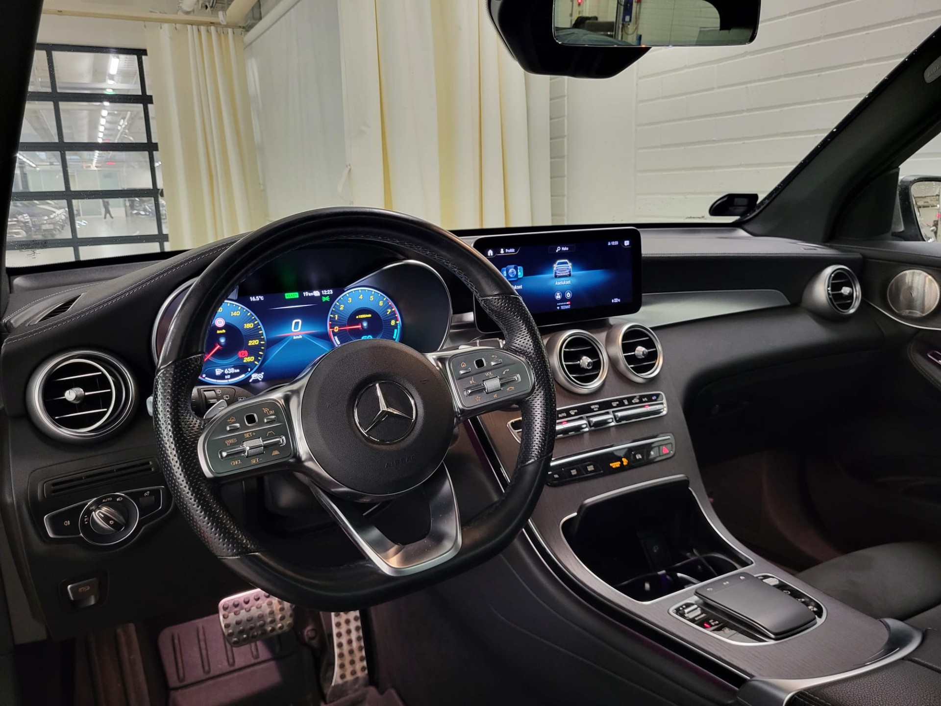 Mercedes-Benz GLC 2021