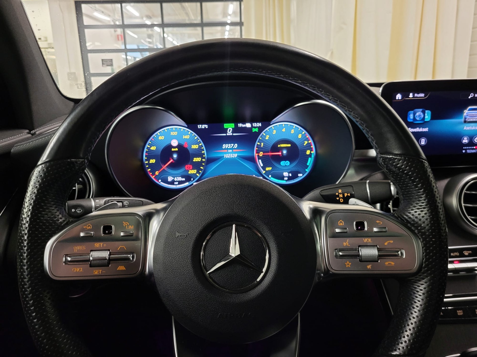 Mercedes-Benz GLC 2021