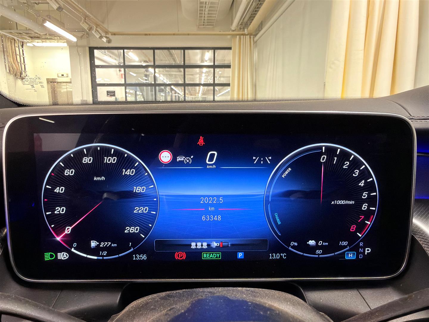 MERCEDES-BENZ GLC 2023