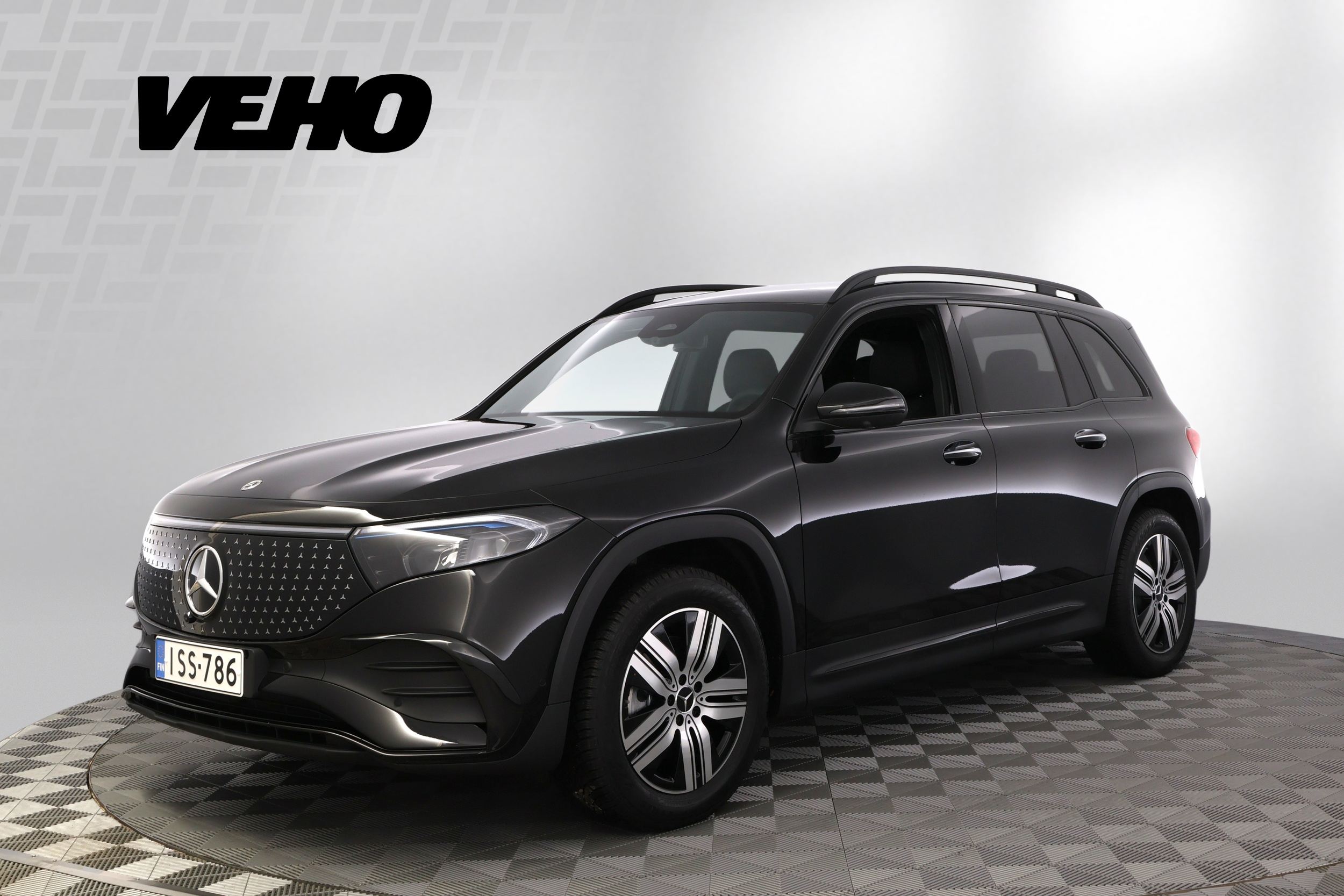 Mercedes-Benz EQB 2025