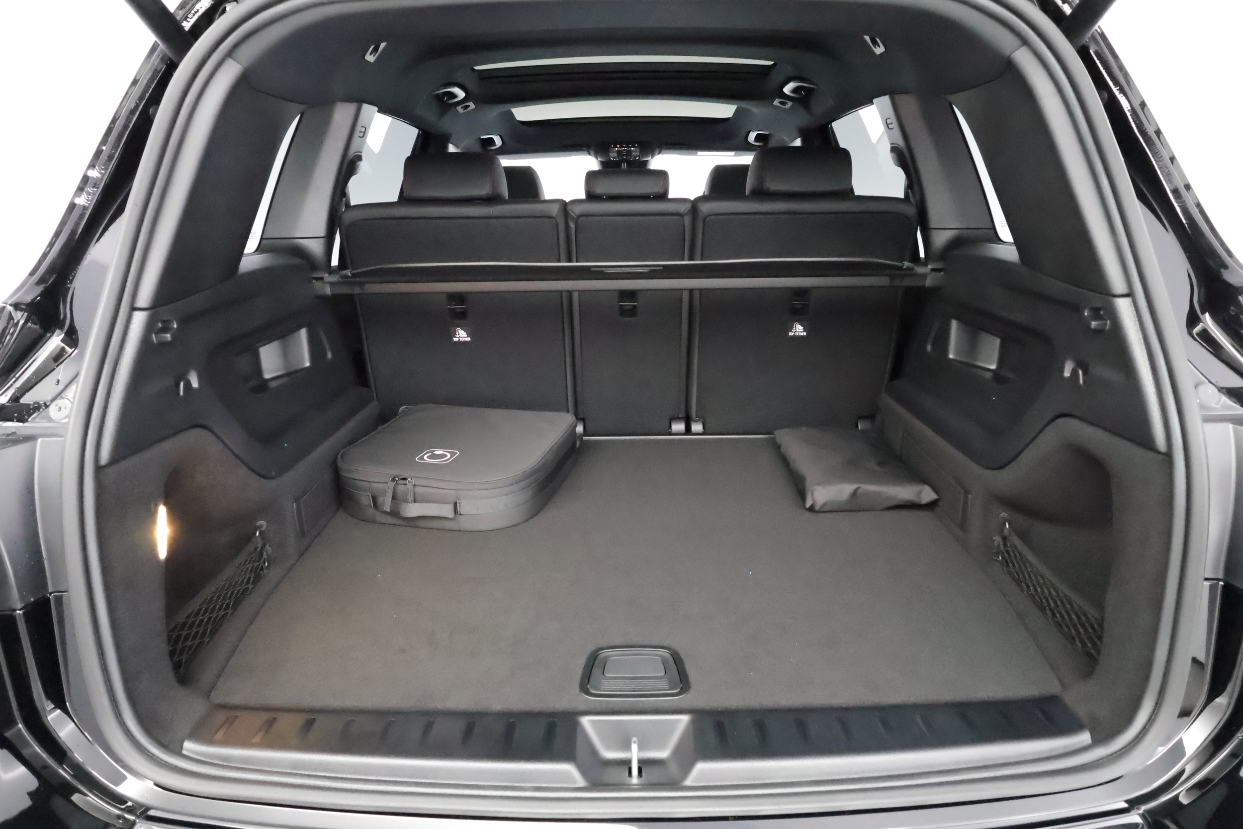 Mercedes-Benz EQB 2025