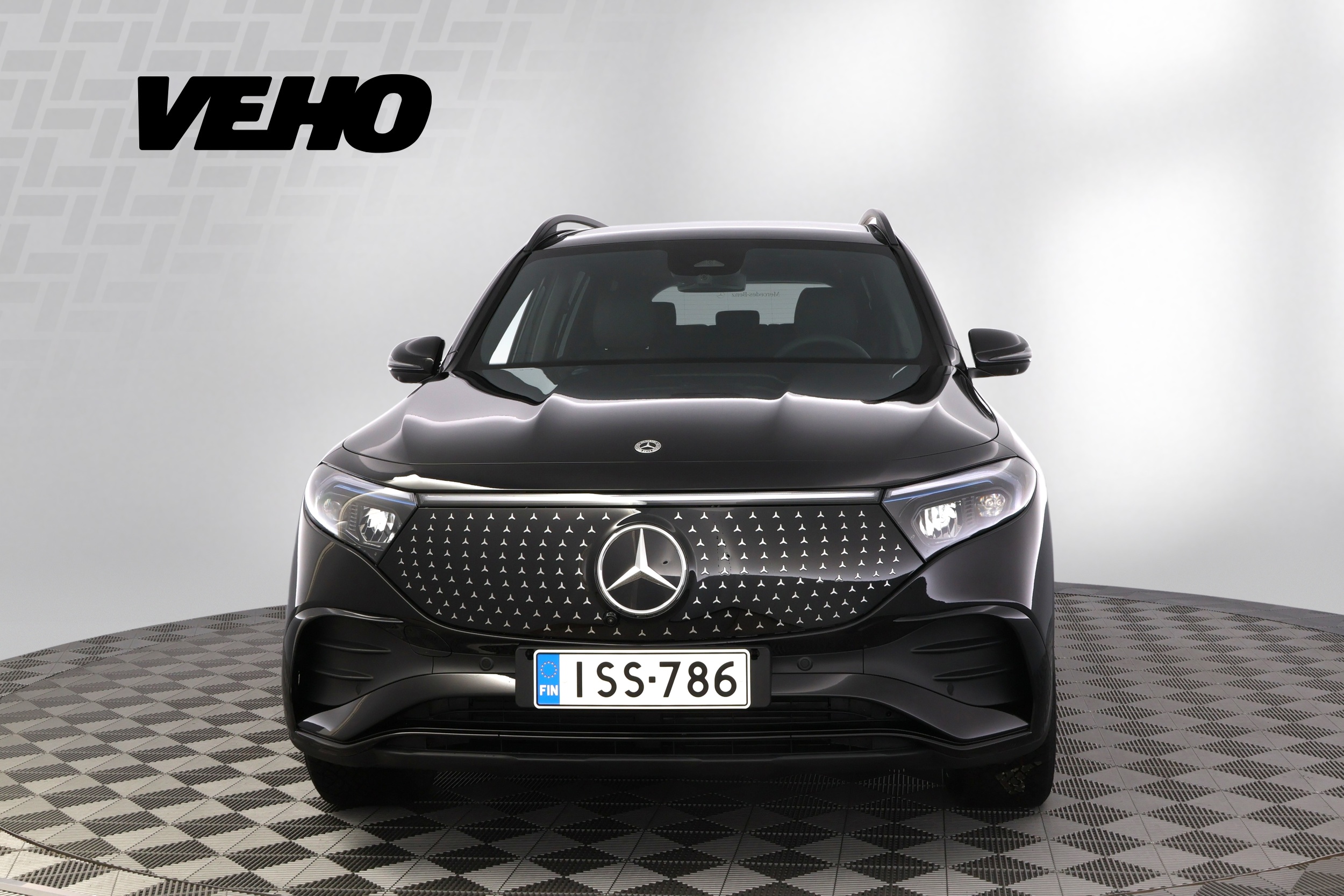 Mercedes-Benz EQB 2025