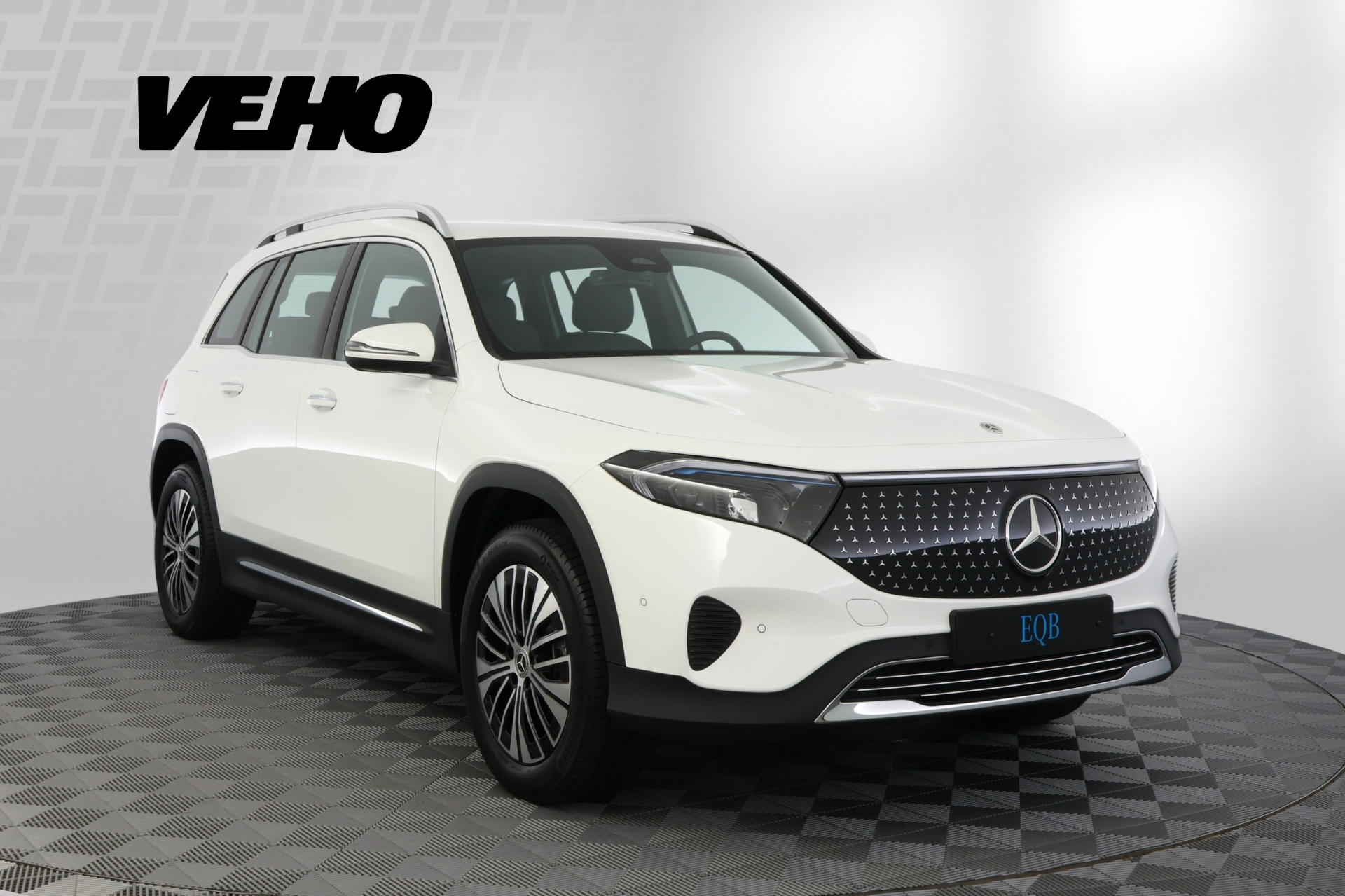Mercedes-Benz EQB 2025