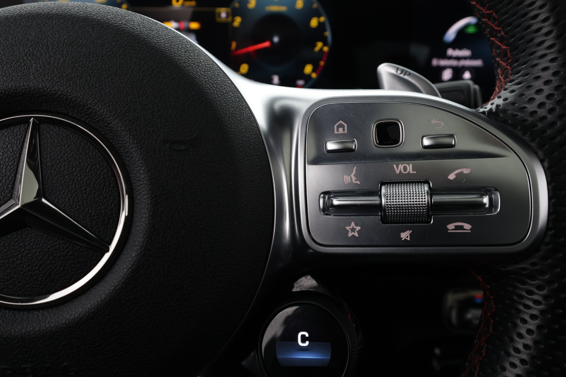 MERCEDES-BENZ CLA 45 AMG 2021