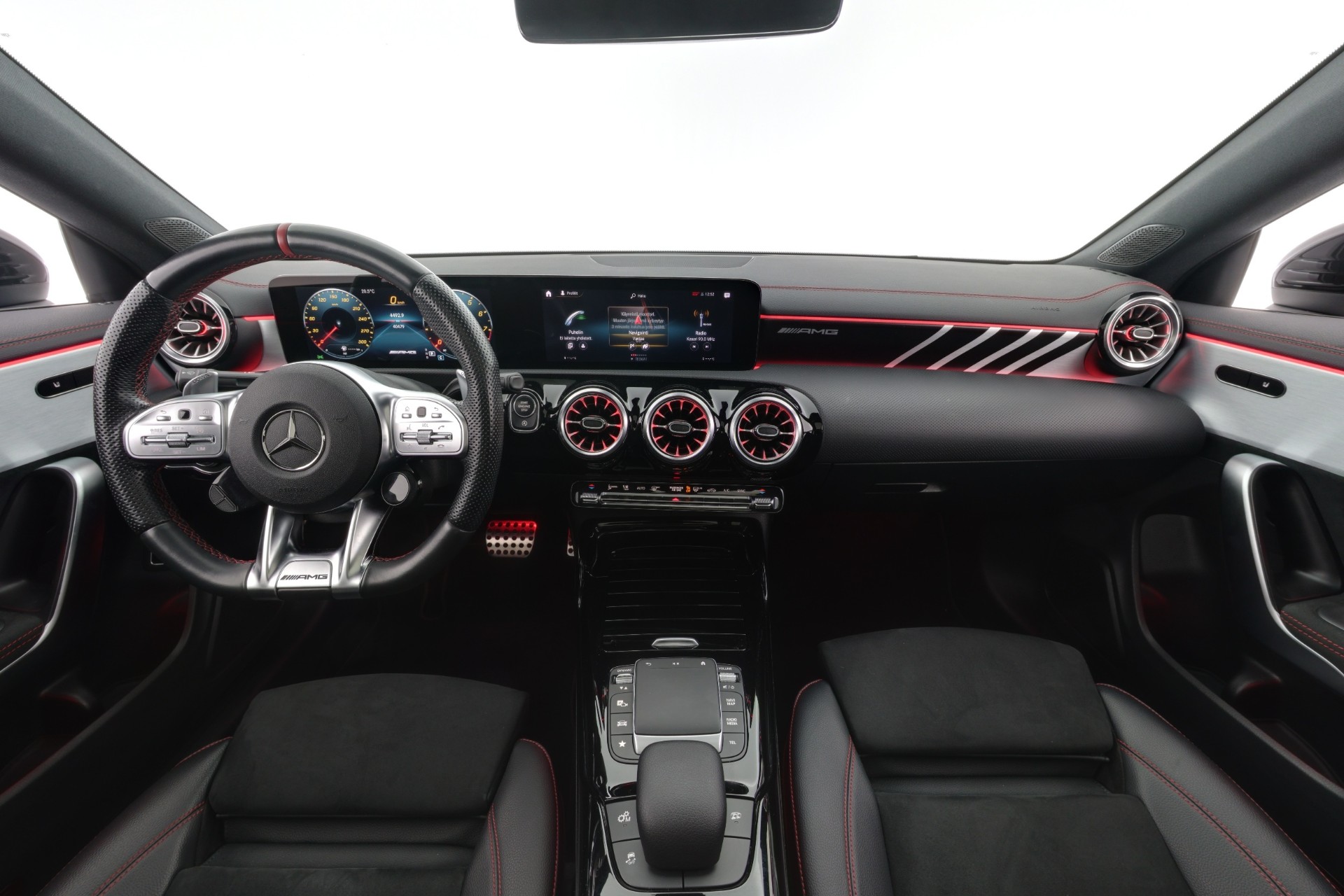 MERCEDES-BENZ CLA 45 AMG 2021