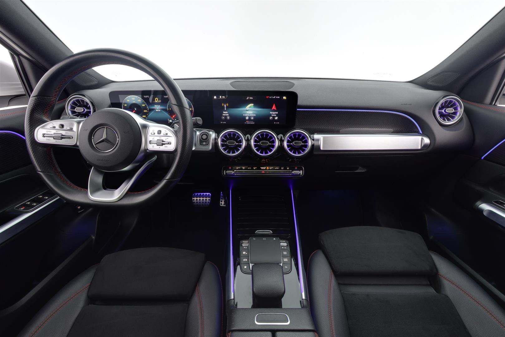 Mercedes-Benz GLB 2021