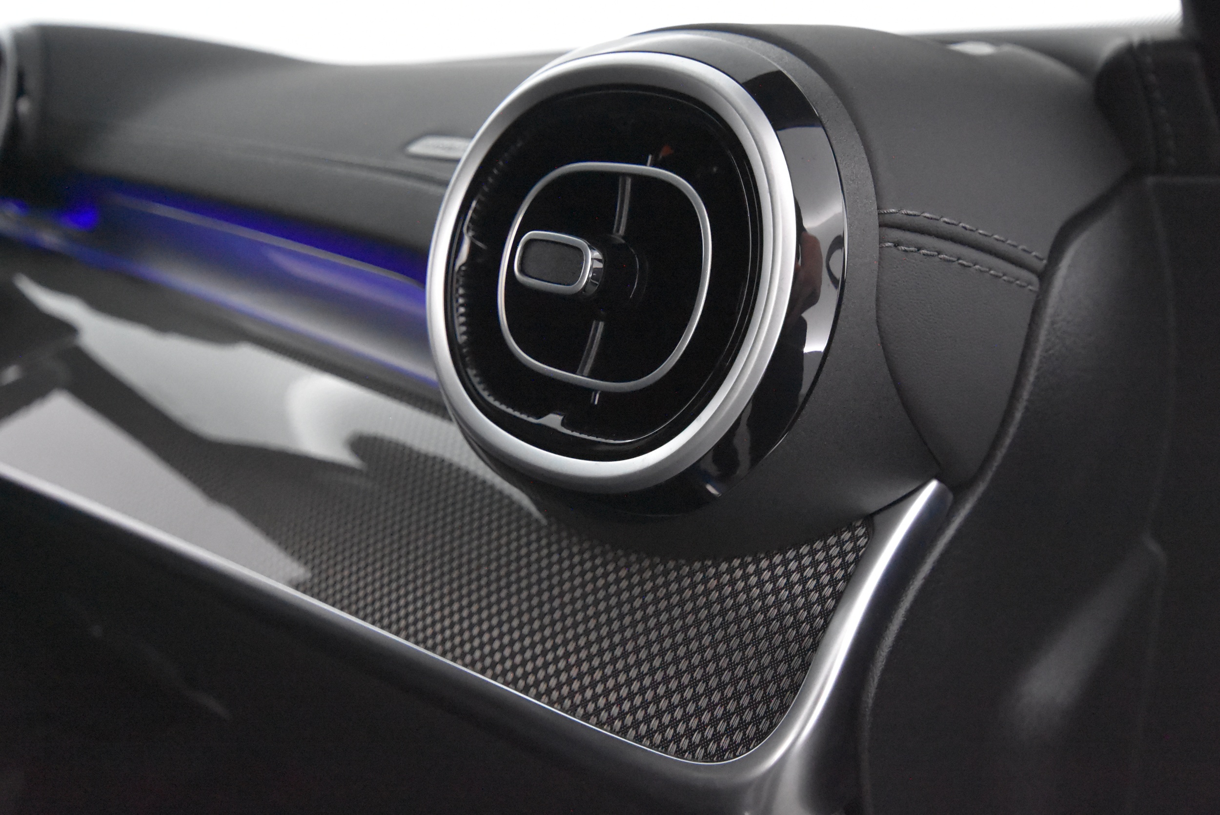 Mercedes-Benz C 2025