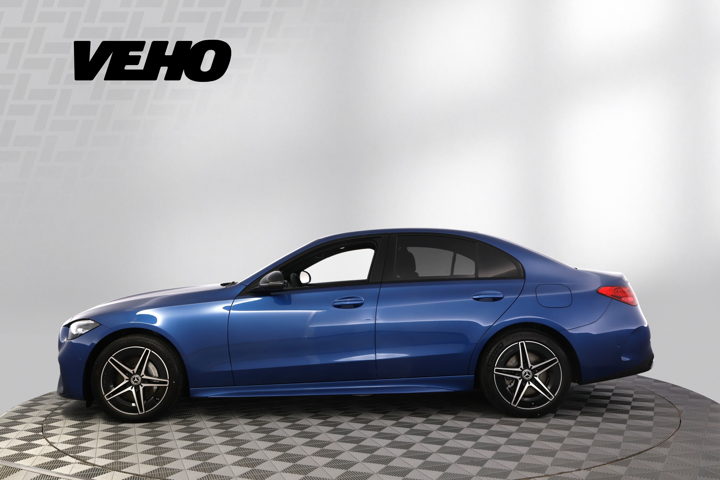 Mercedes-Benz C 2025