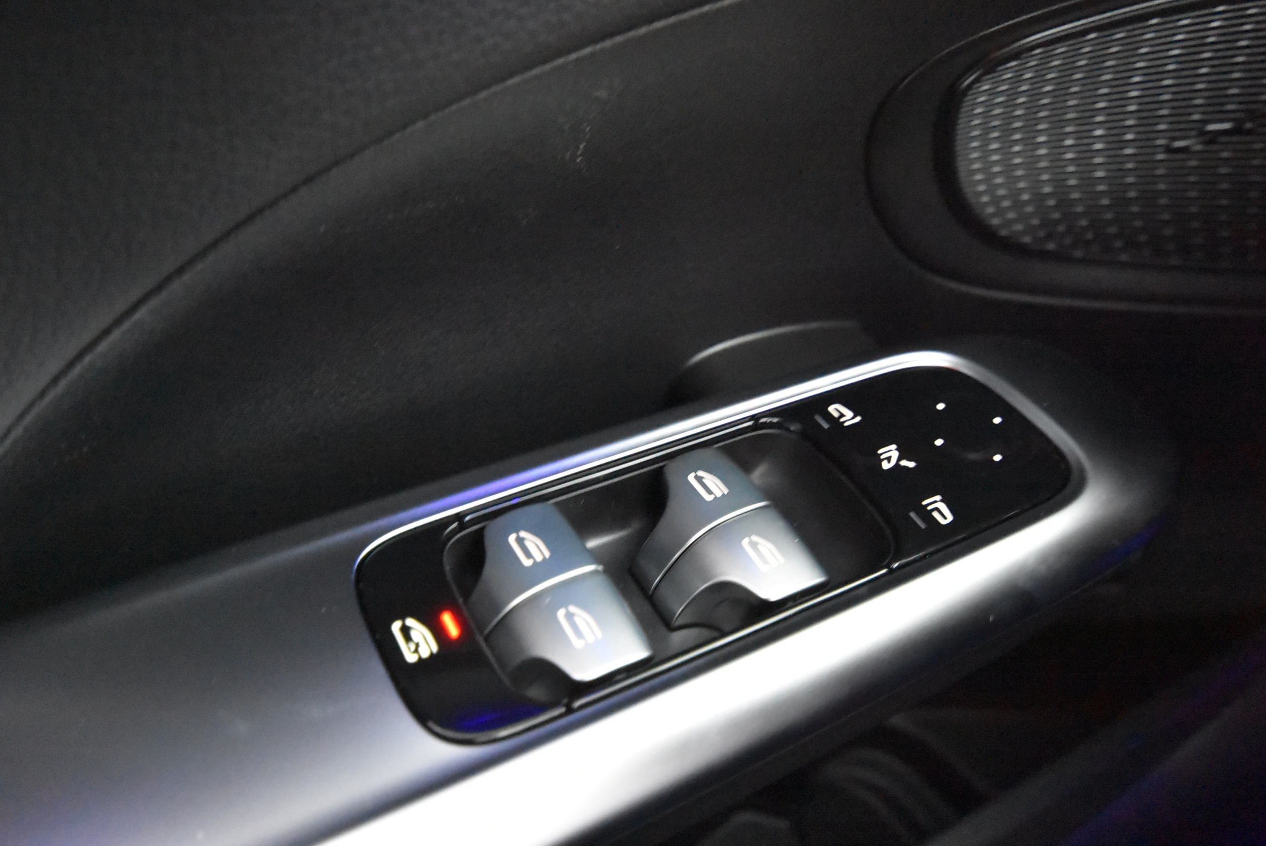 Mercedes-Benz C 2025