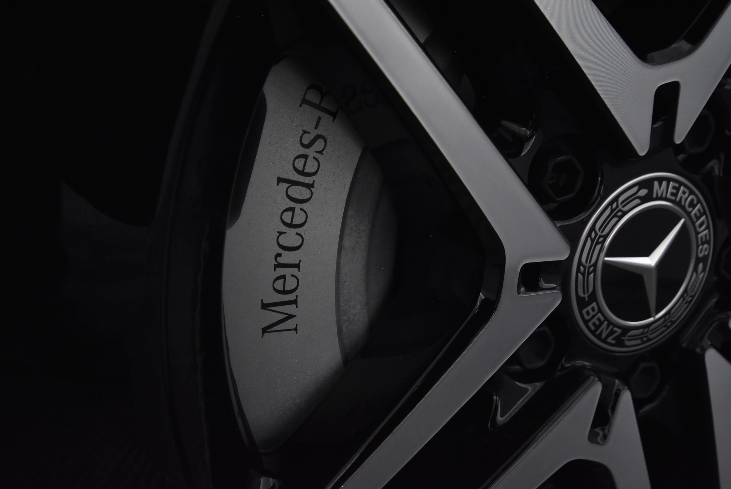 Mercedes-Benz C 2025