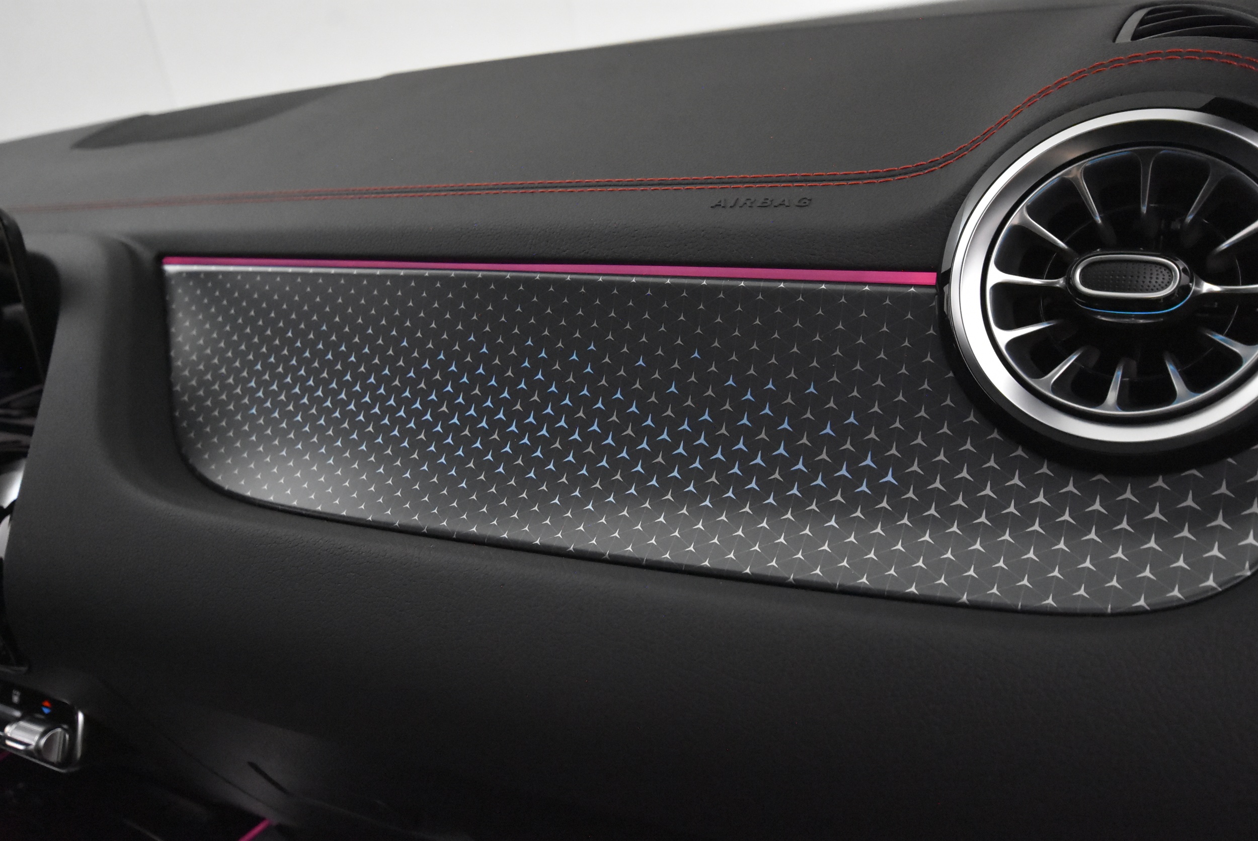Mercedes-Benz EQA 2025
