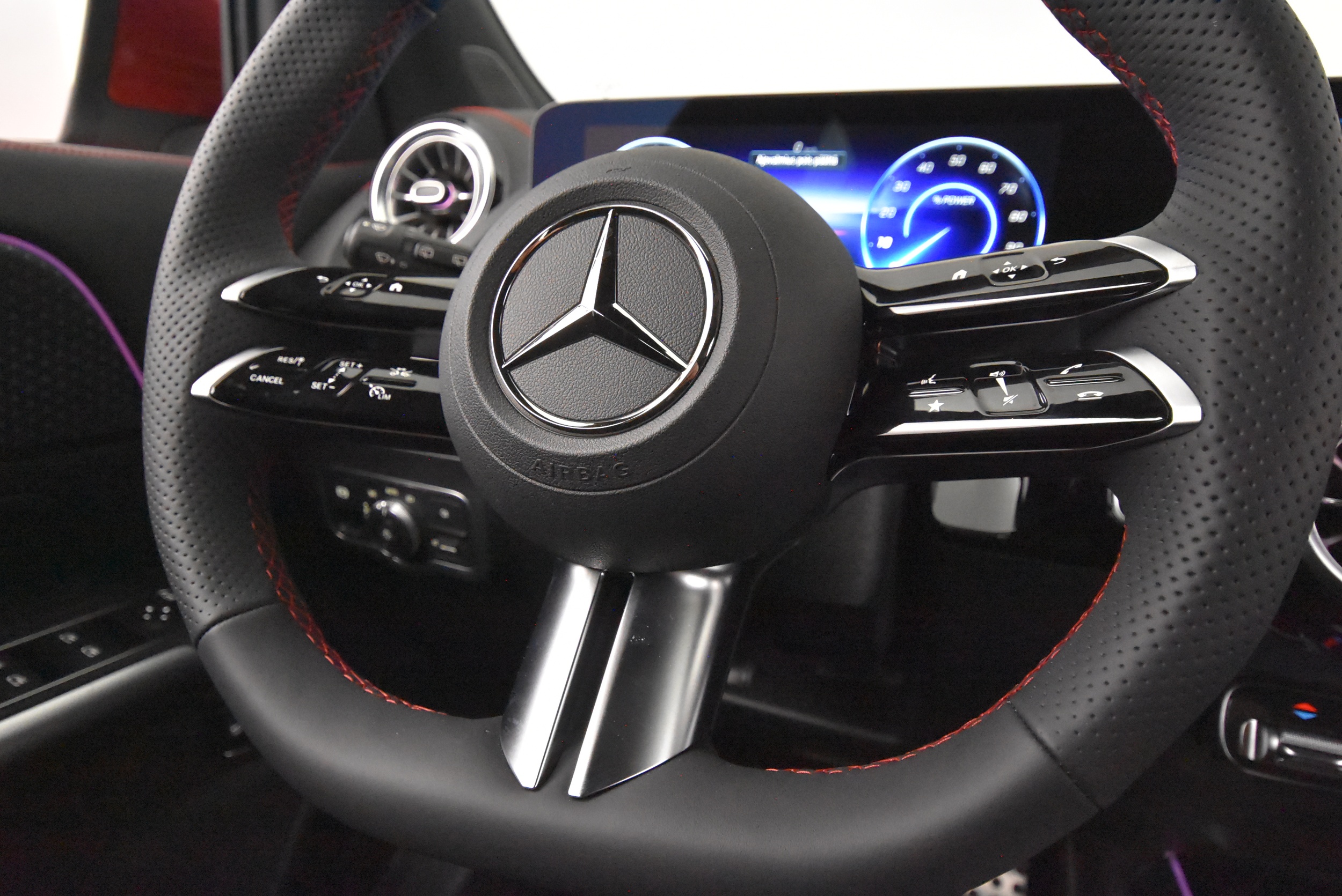 Mercedes-Benz EQA 2025