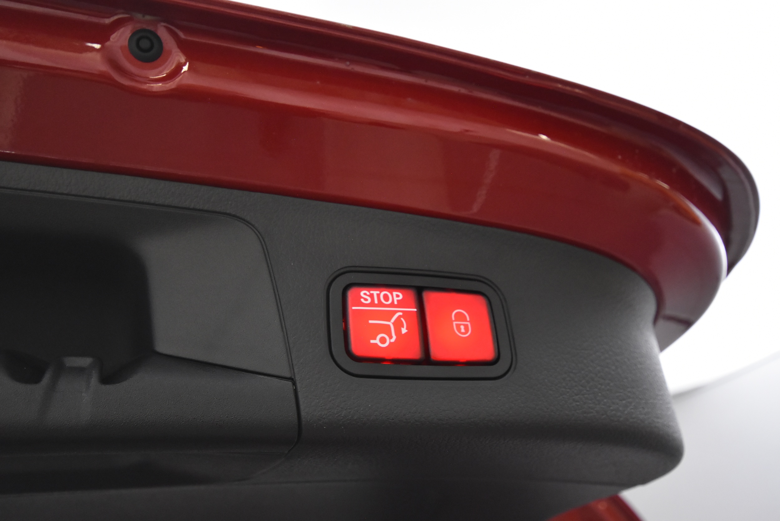 Mercedes-Benz EQA 2025