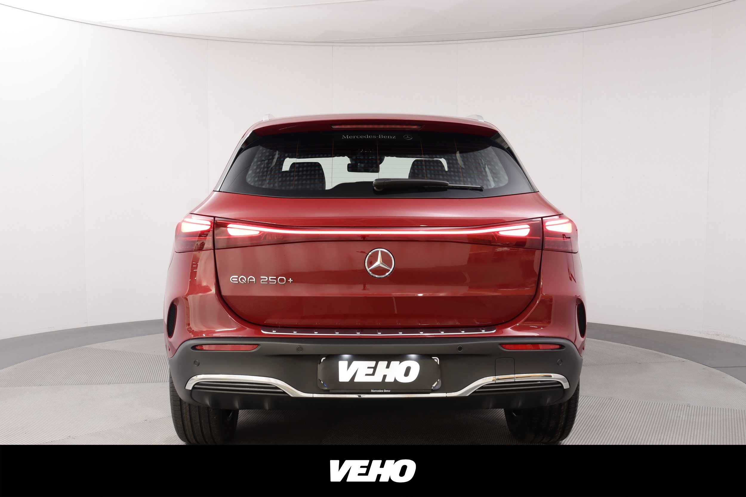 Mercedes-Benz EQA 2025