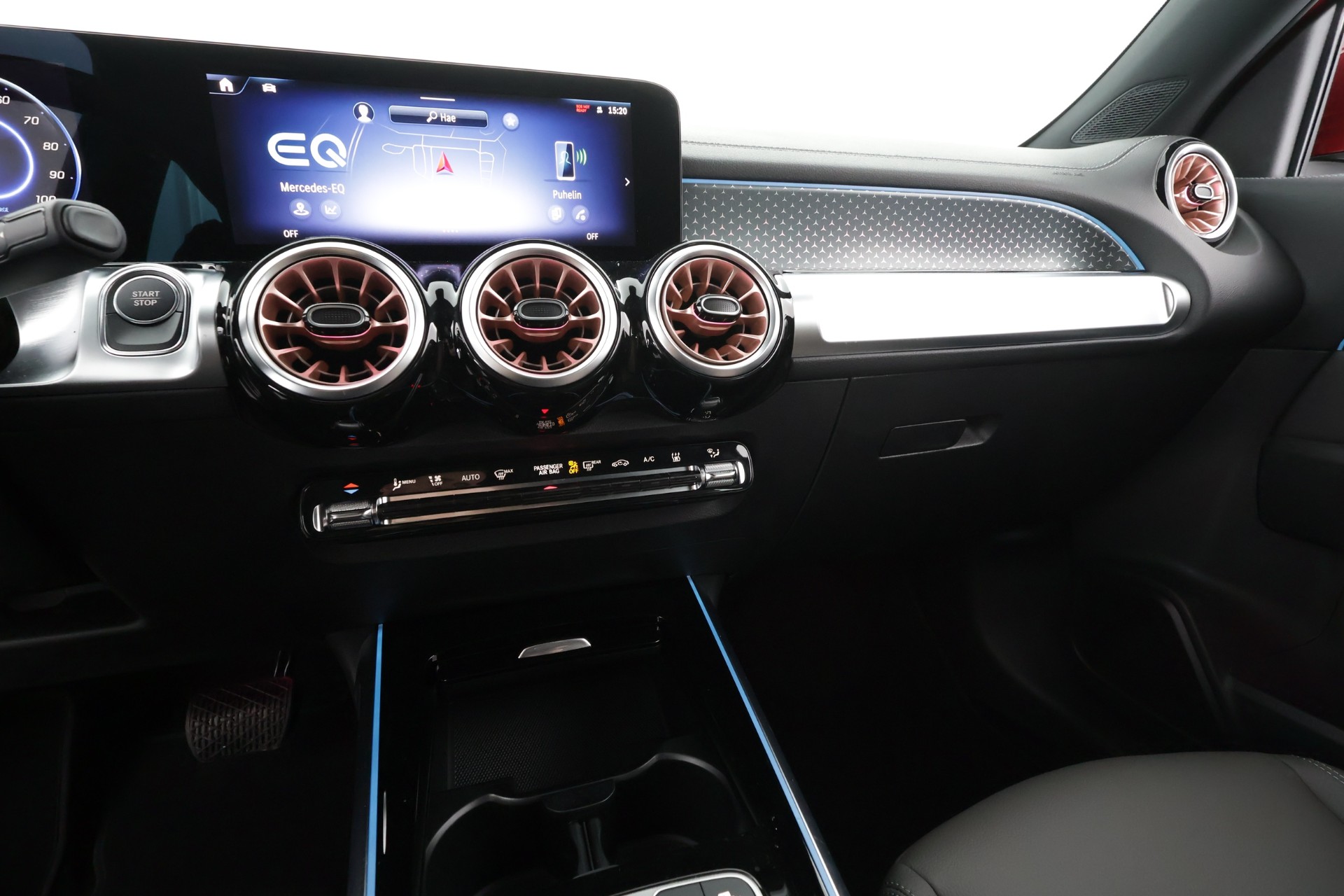 Mercedes-Benz EQB 2025