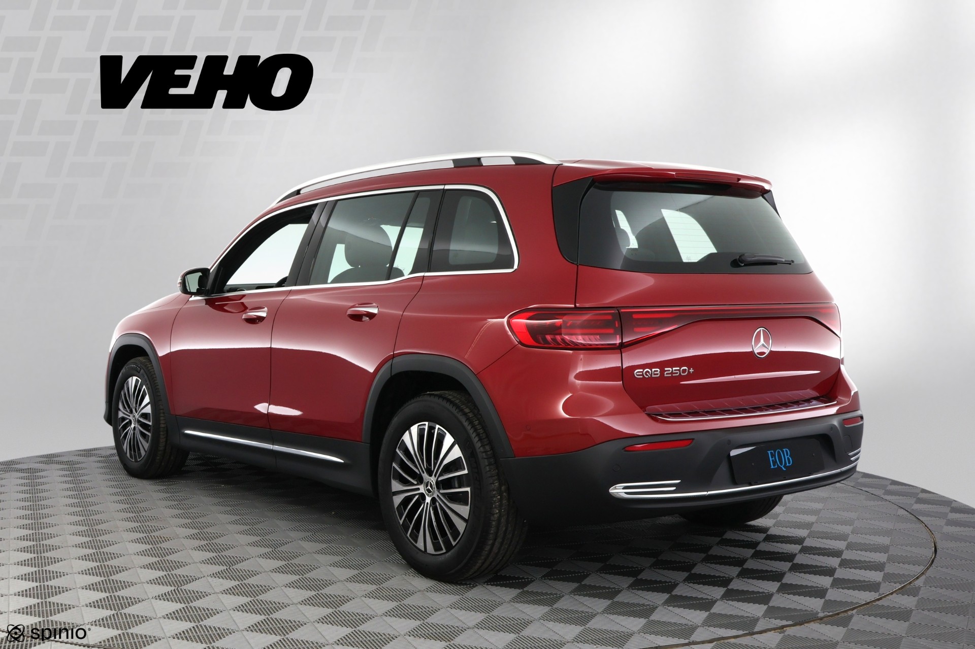 Mercedes-Benz EQB 2025