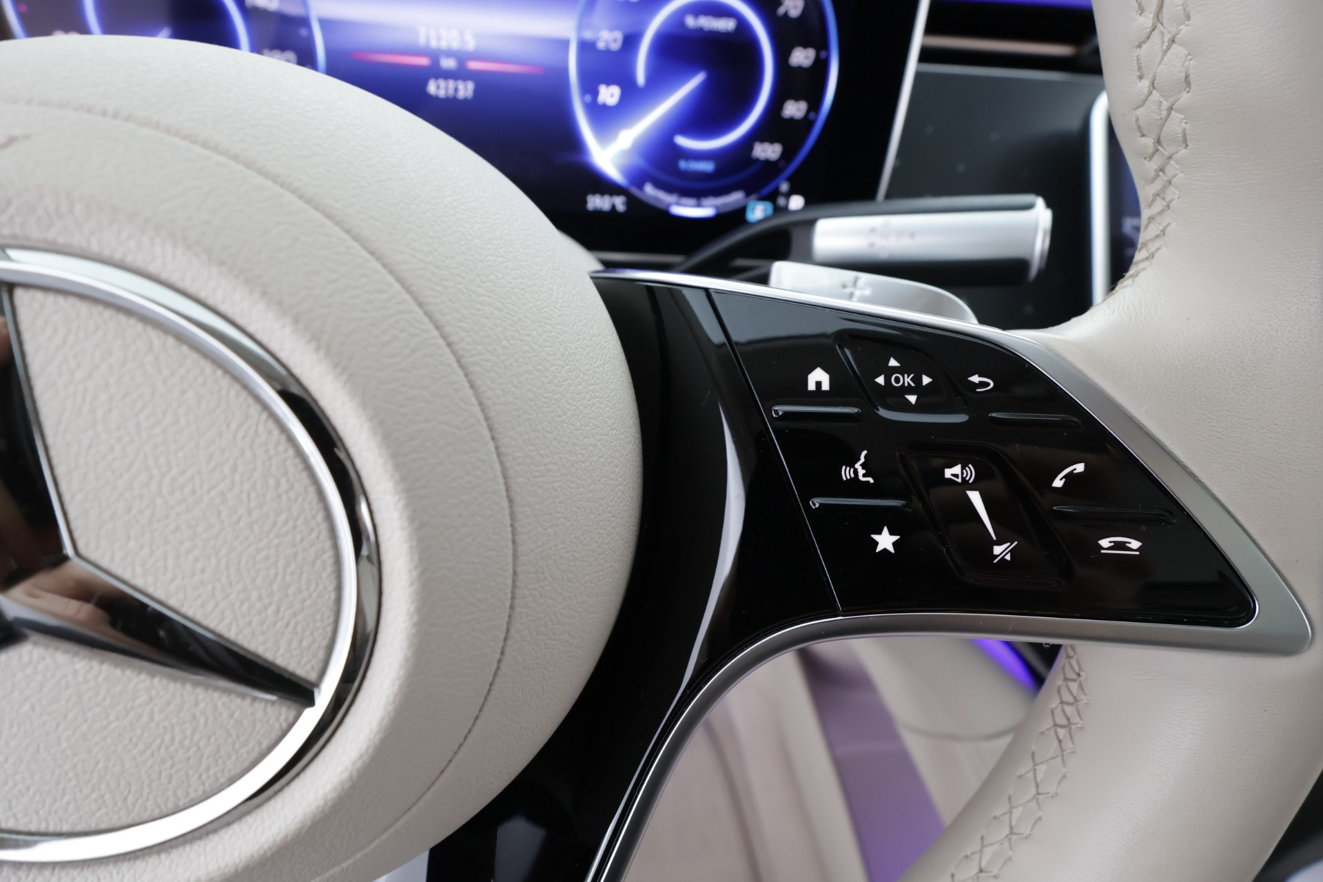 Mercedes-Benz EQS 2023