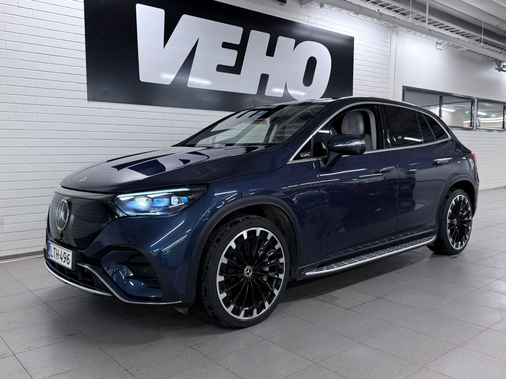 Mercedes-Benz EQE SUV 2023