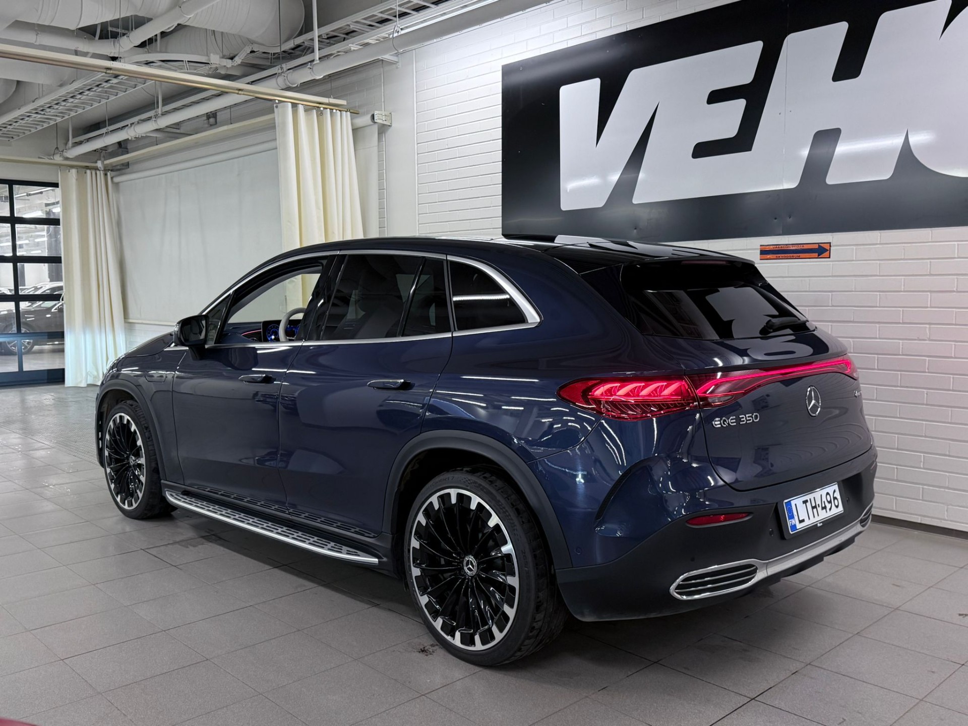 Mercedes-Benz EQE SUV 2023