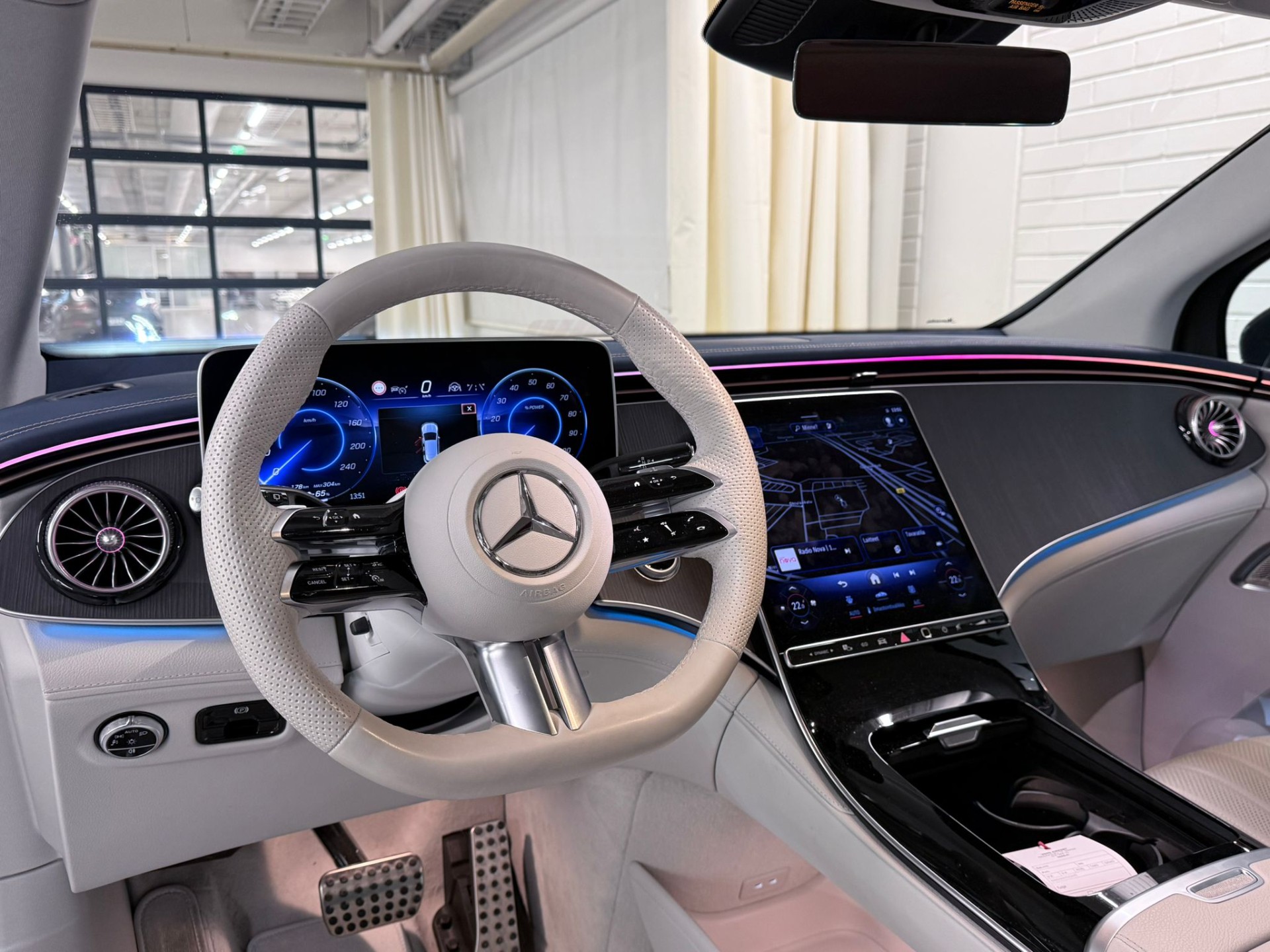Mercedes-Benz EQE SUV 2023