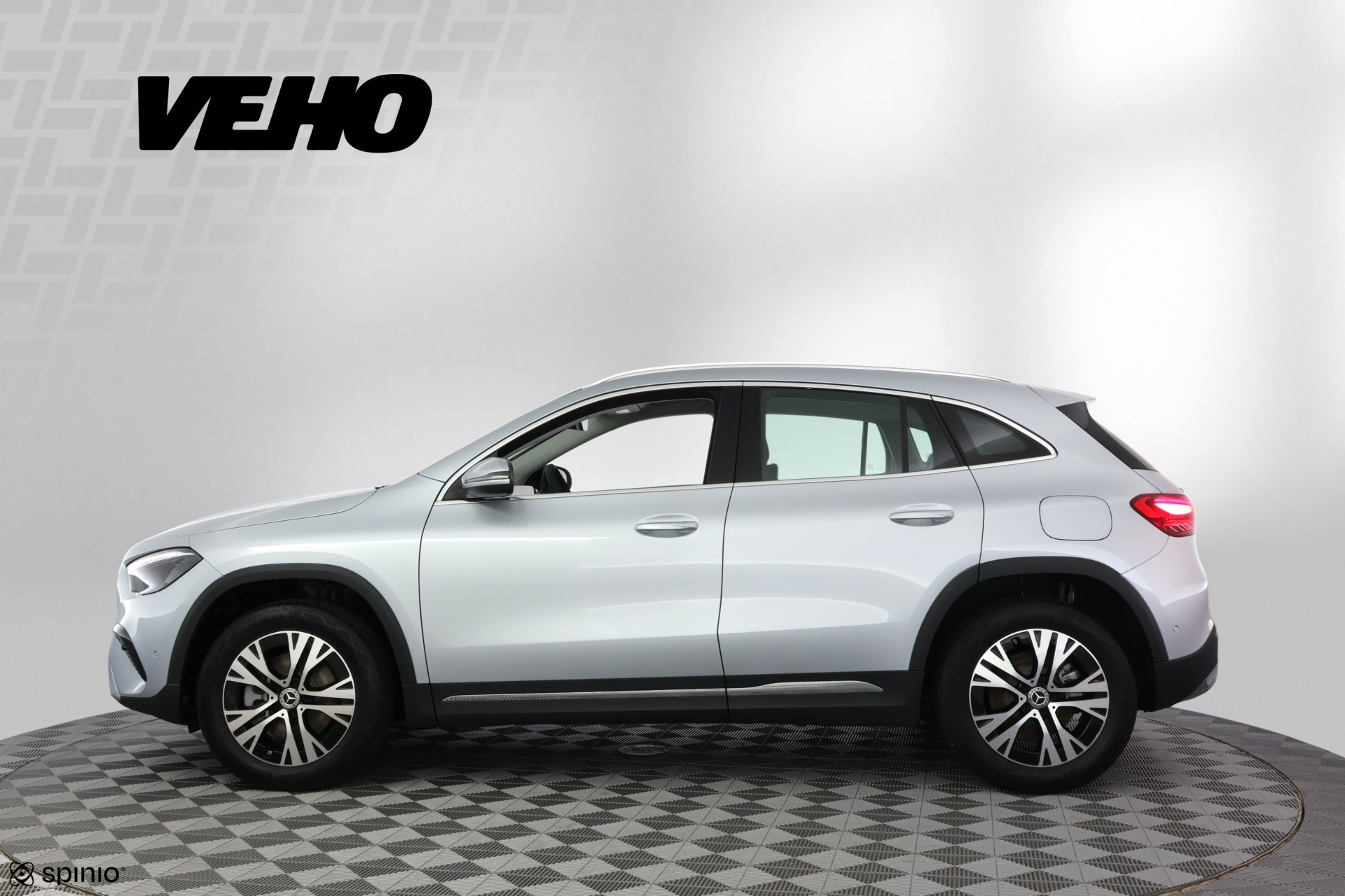 Mercedes-Benz GLA 2025