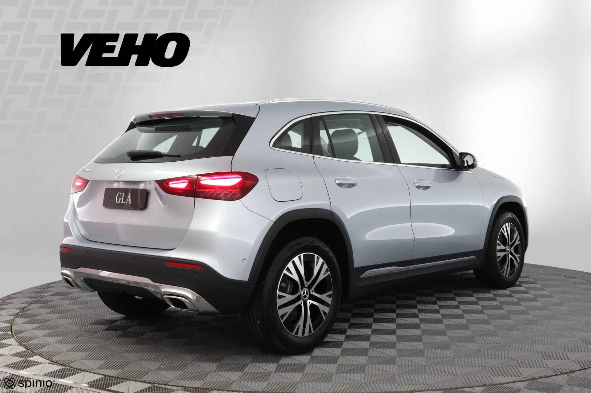 Mercedes-Benz GLA 2025