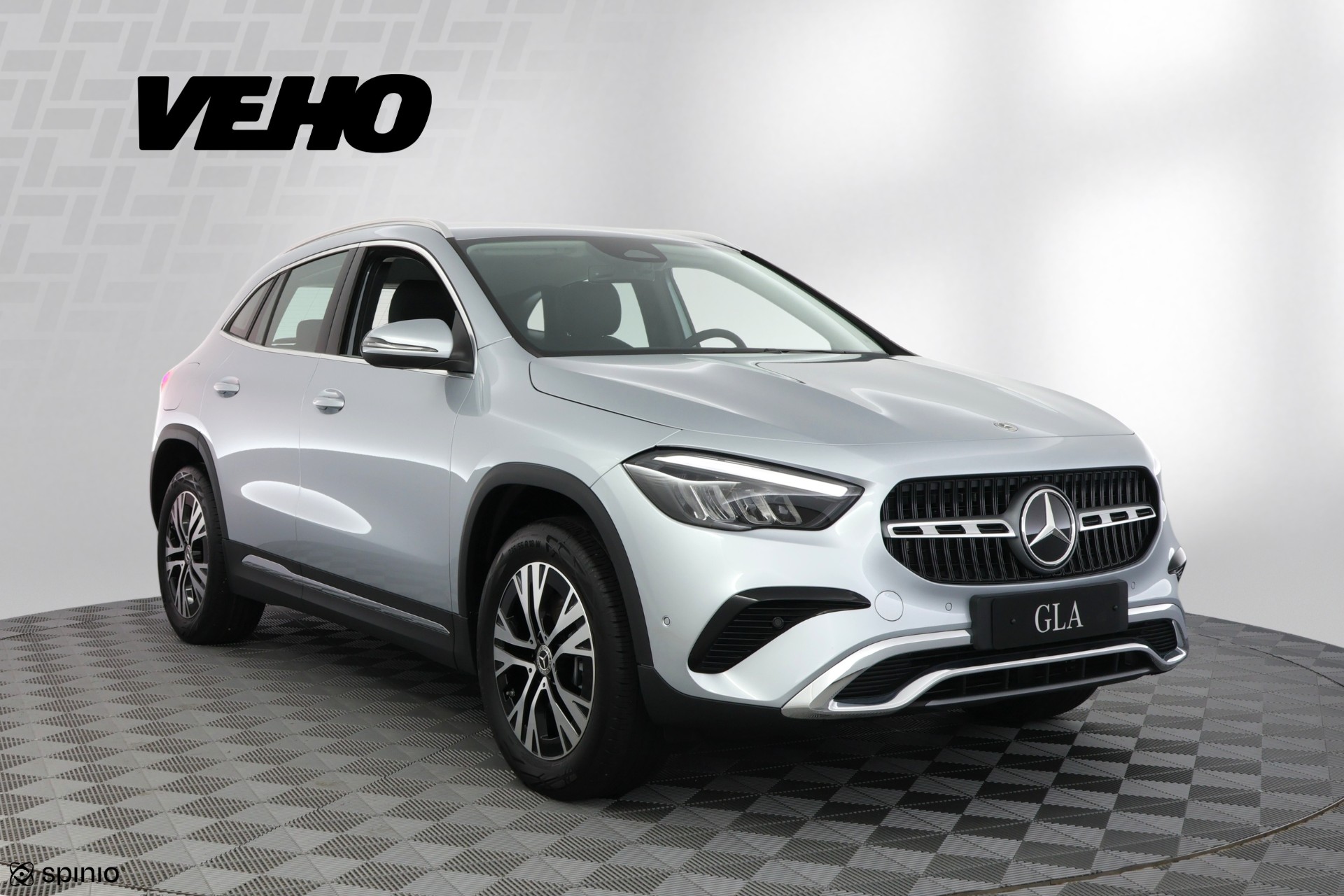 Mercedes-Benz GLA 2025