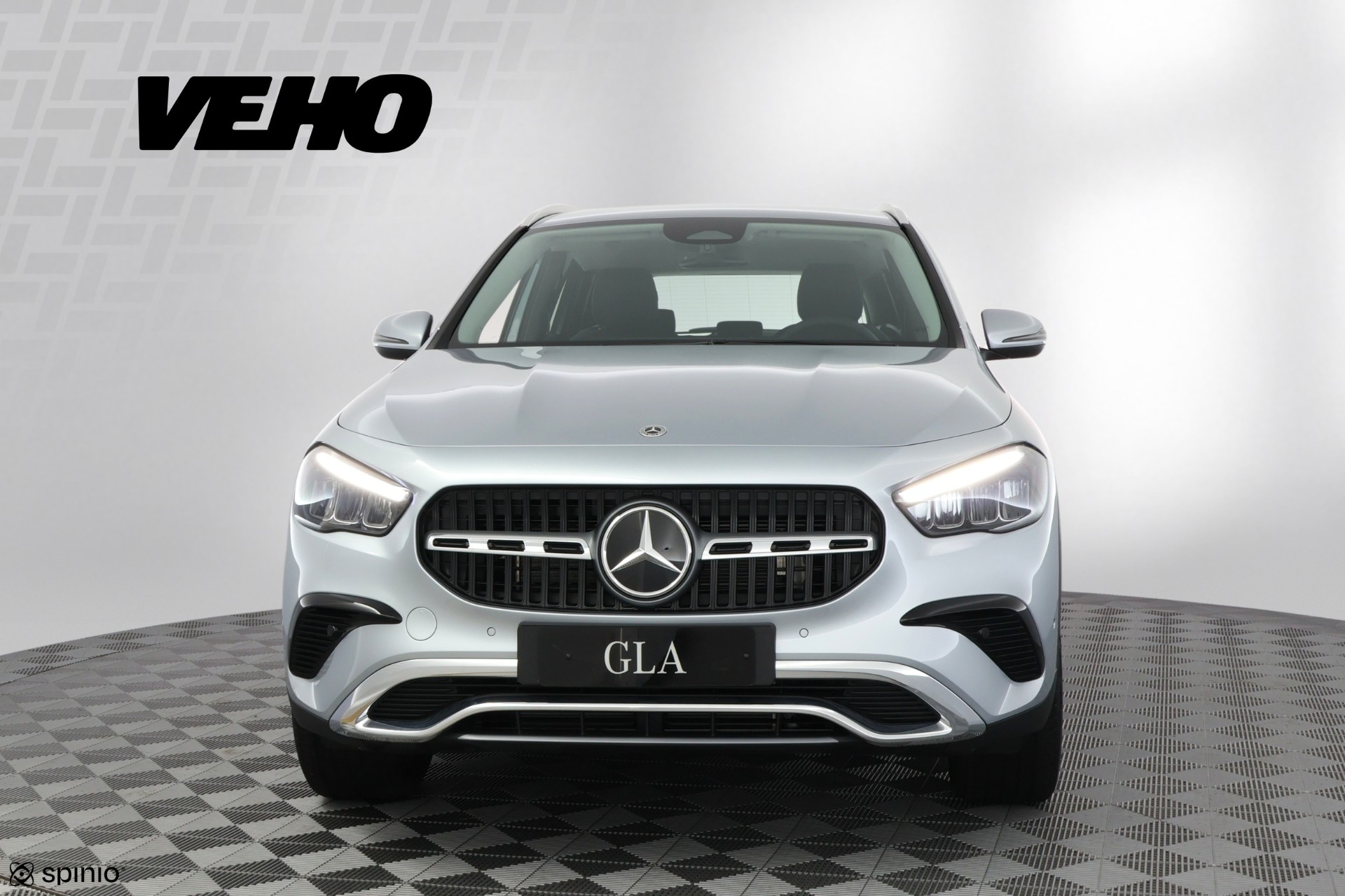 Mercedes-Benz GLA 2025