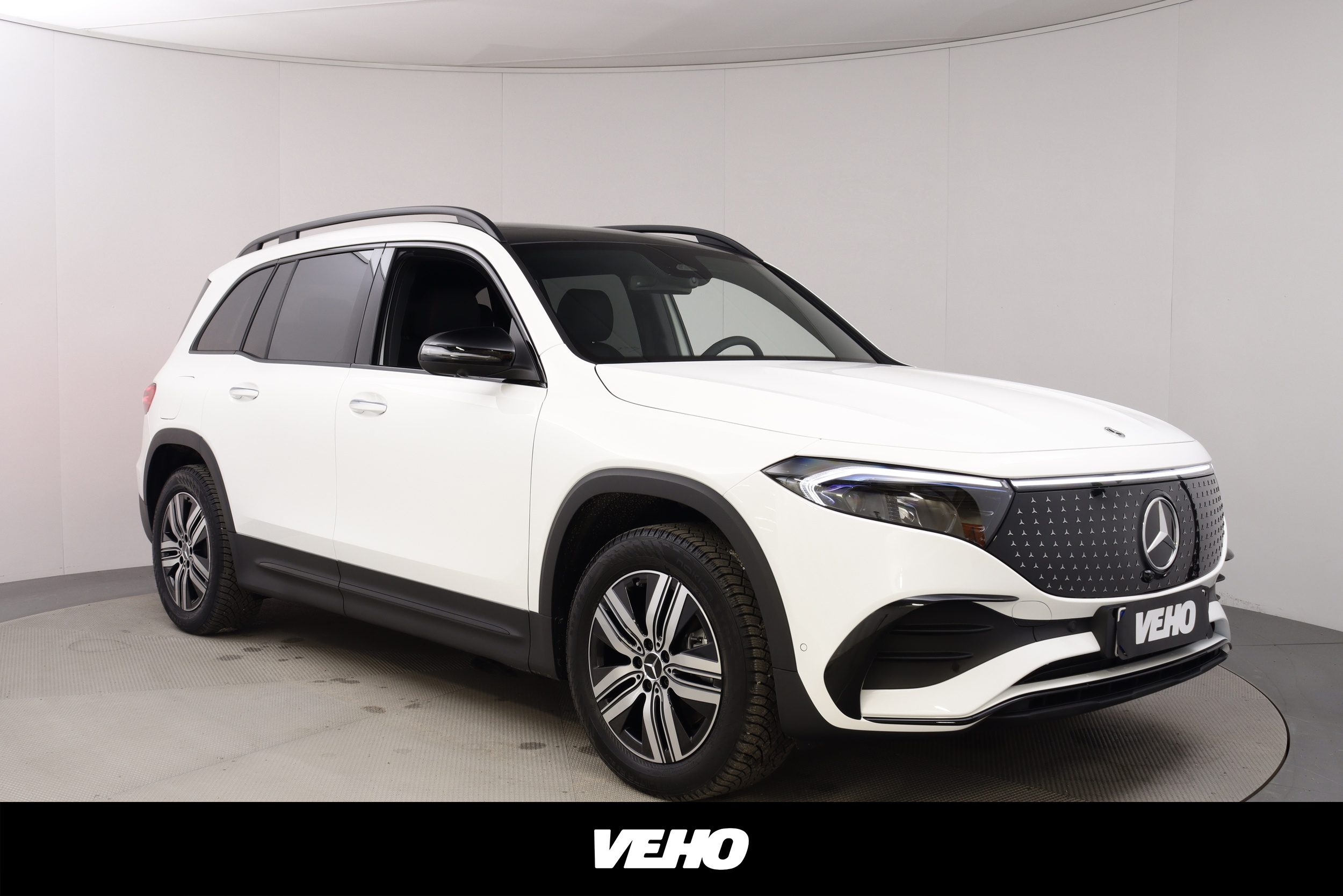 Mercedes-Benz EQB 2025