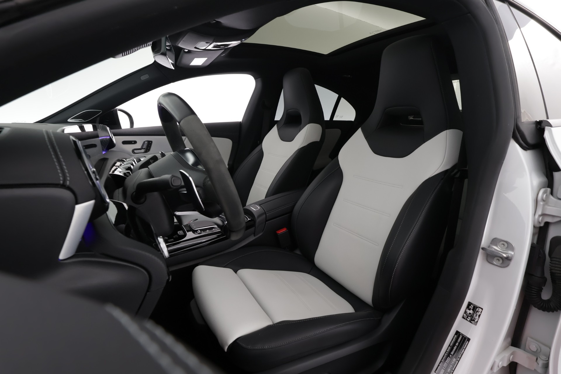 Mercedes-Benz CLA 45 AMG 2023