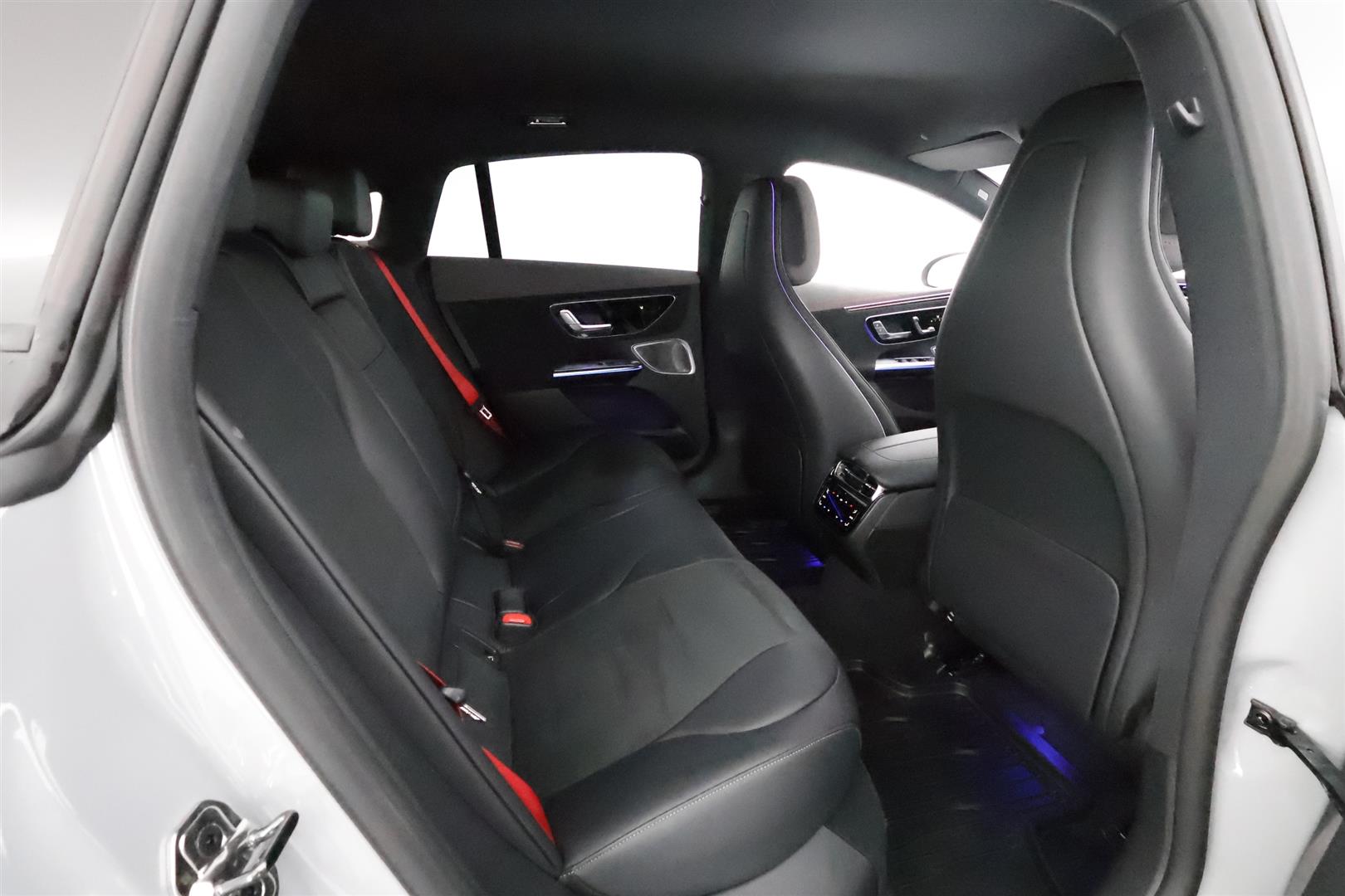 Mercedes-Benz EQE 2023