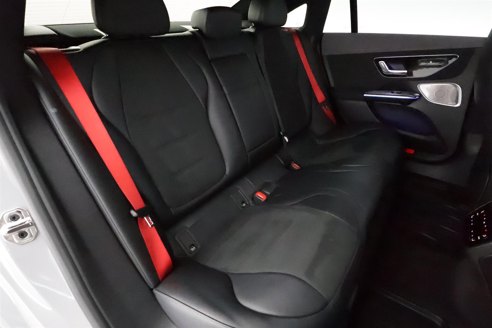 Mercedes-Benz EQE 2023