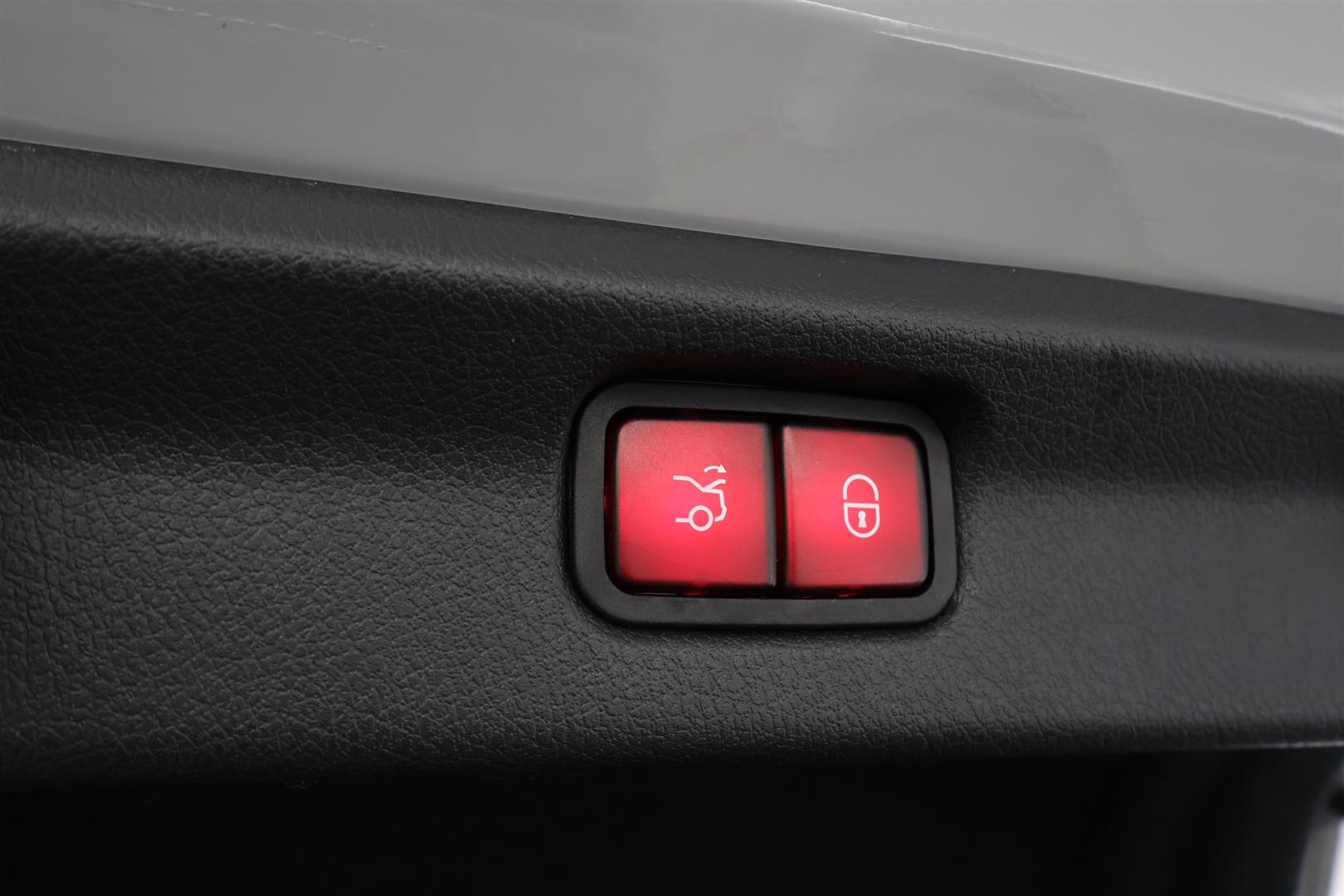 Mercedes-Benz EQE 2023