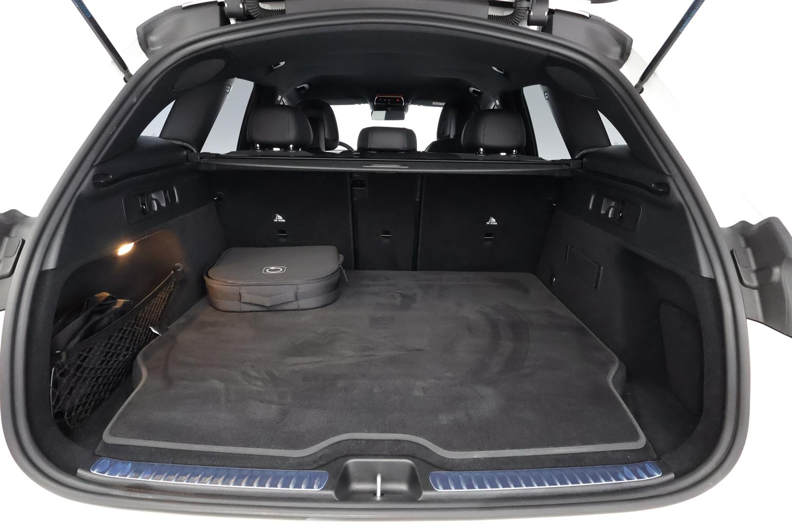 Mercedes-Benz GLC 2023