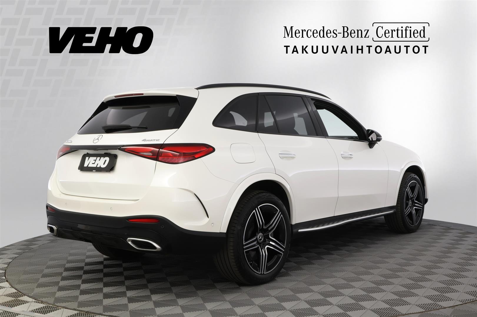 Mercedes-Benz GLC 2023