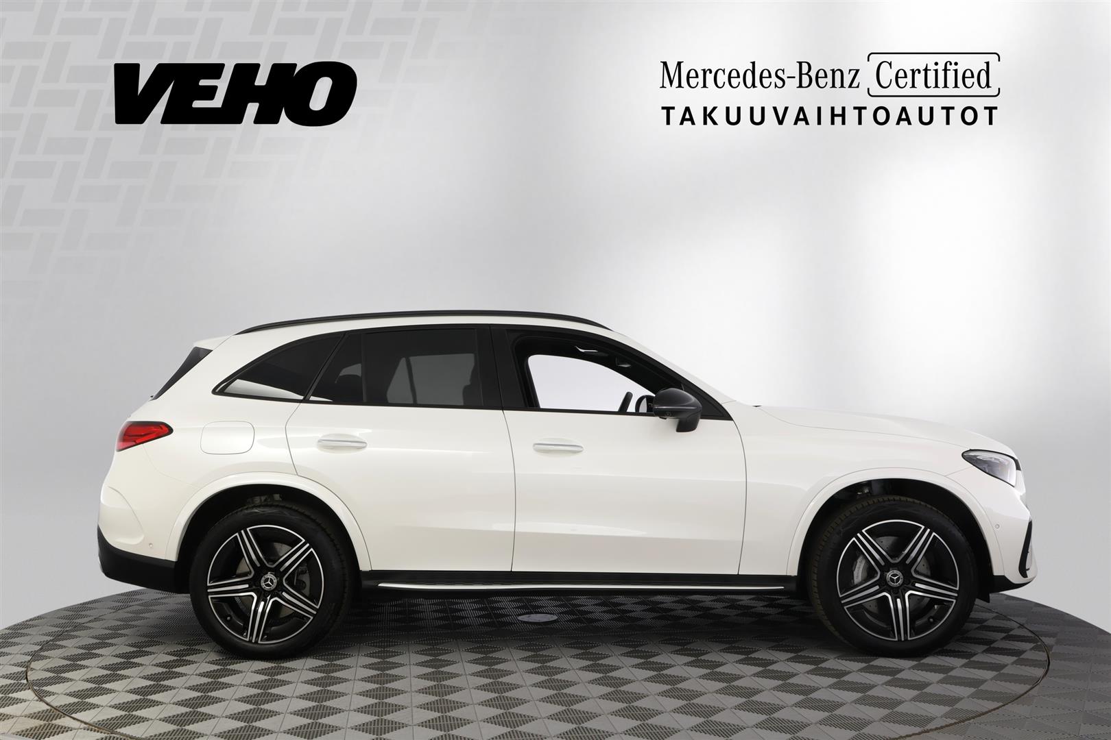 Mercedes-Benz GLC 2023