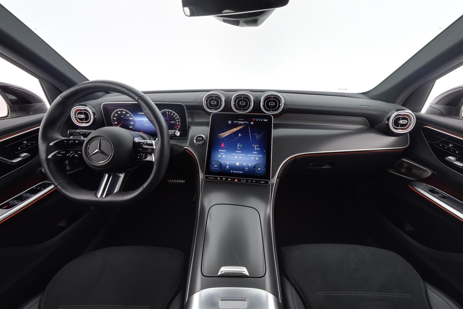 Mercedes-Benz GLC 2023