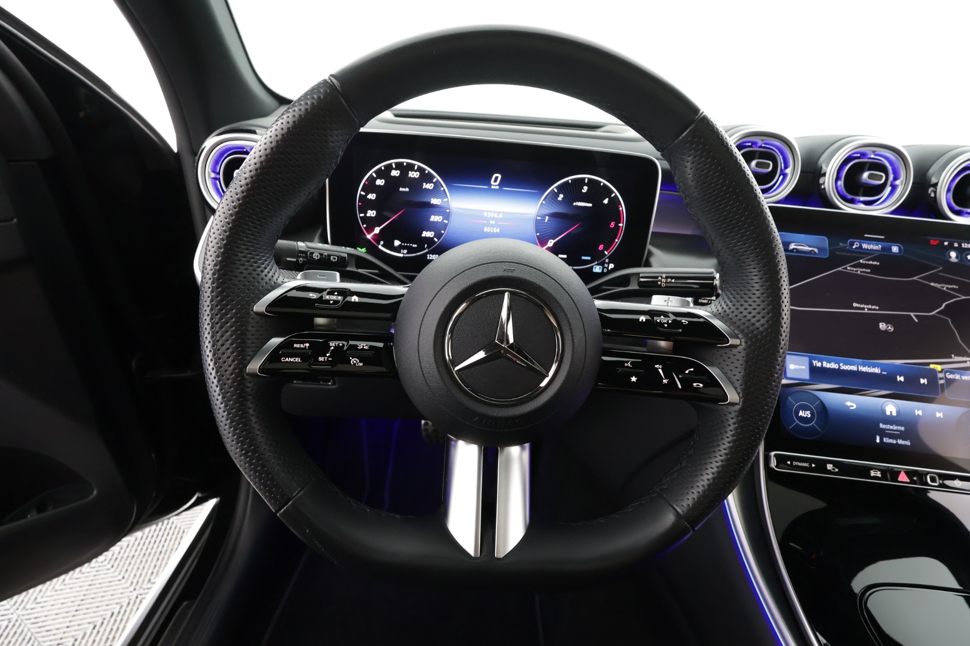 Mercedes-Benz GLC 2023