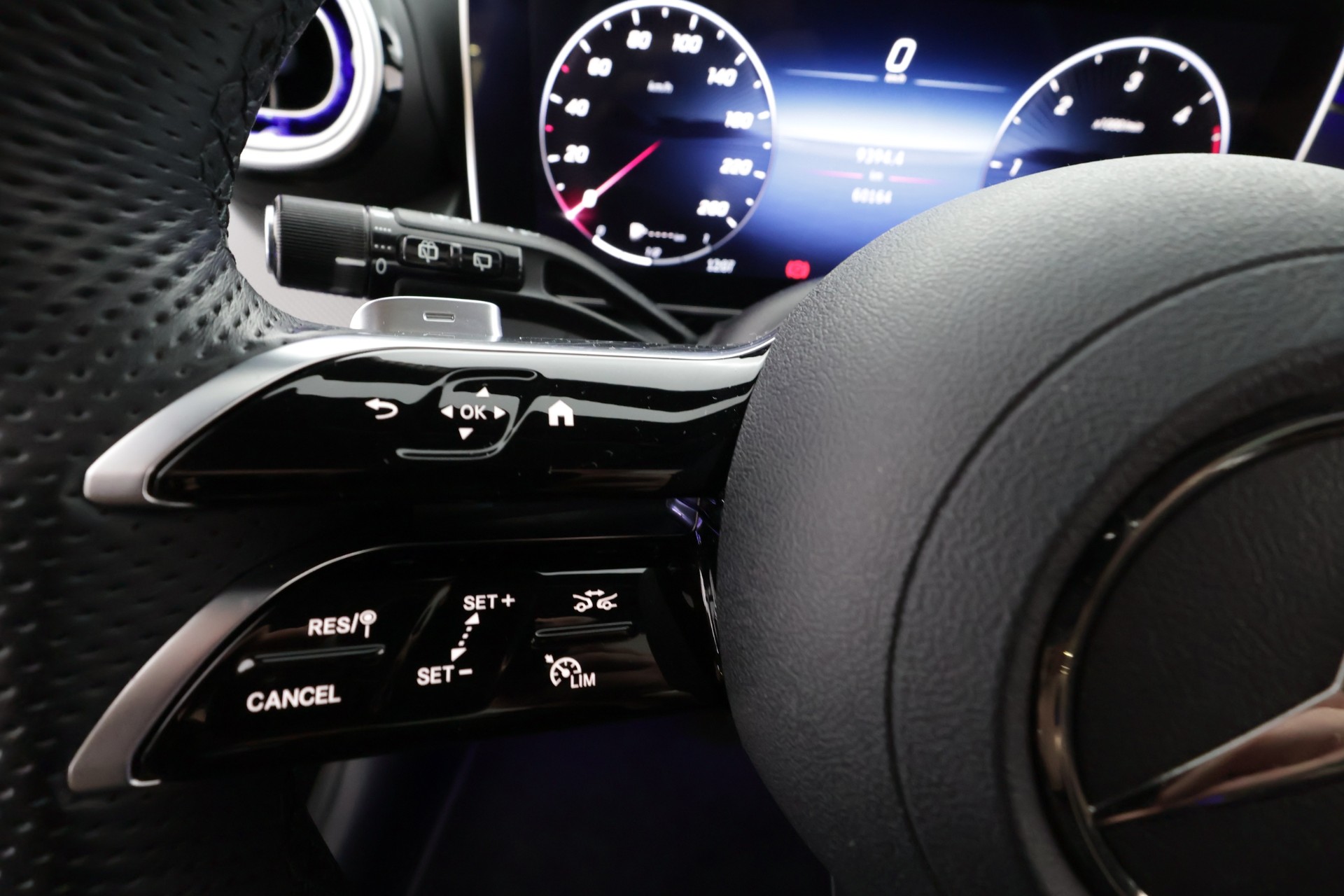 Mercedes-Benz GLC 2023