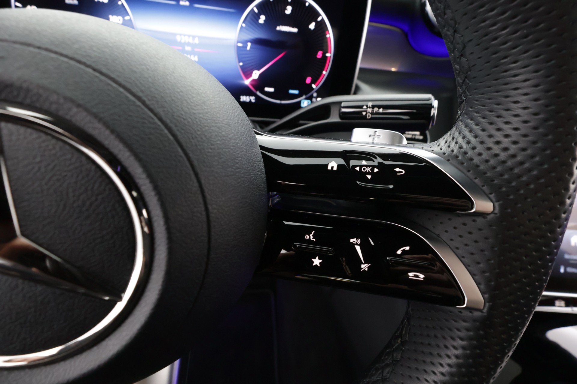 Mercedes-Benz GLC 2023