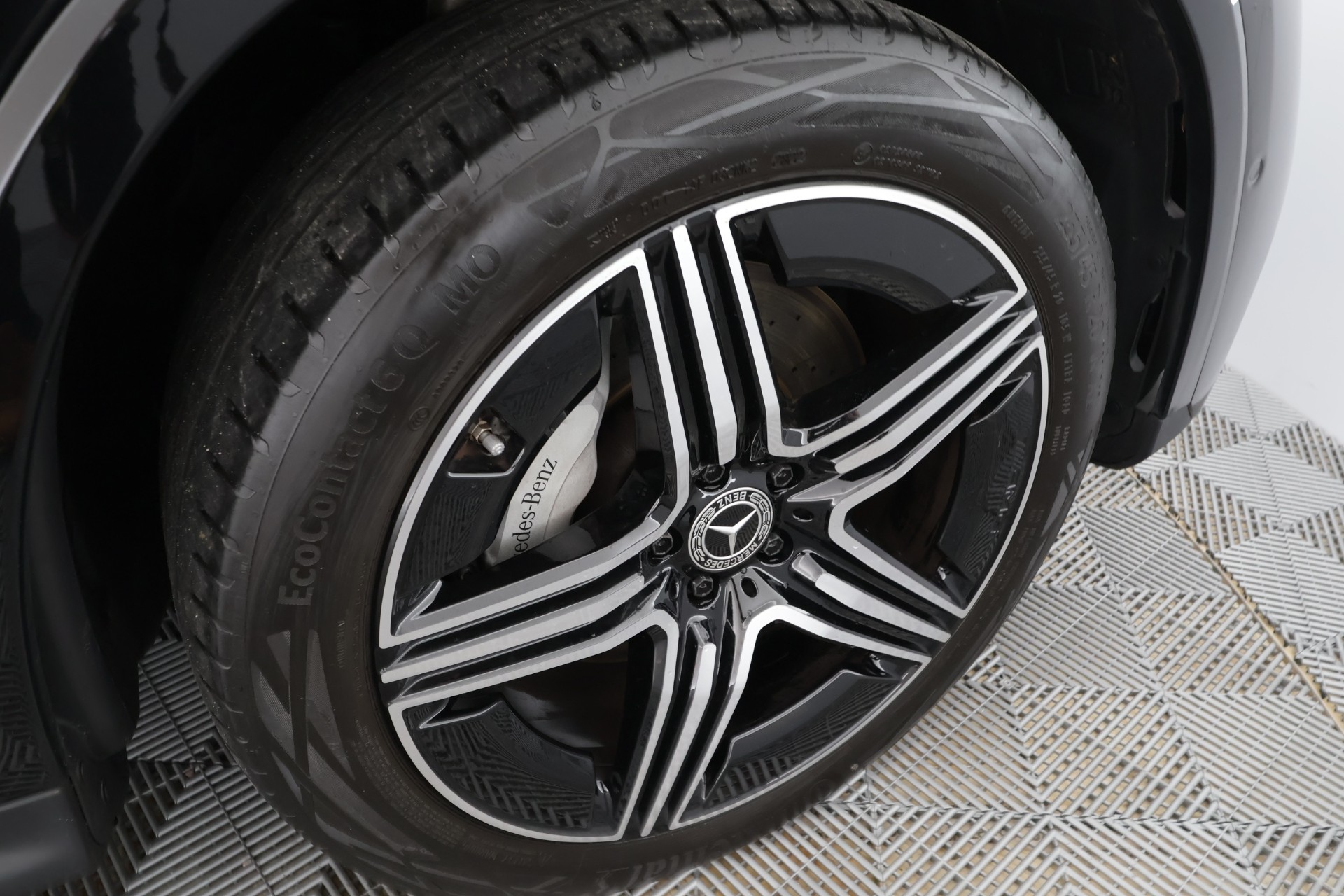 Mercedes-Benz GLC 2023