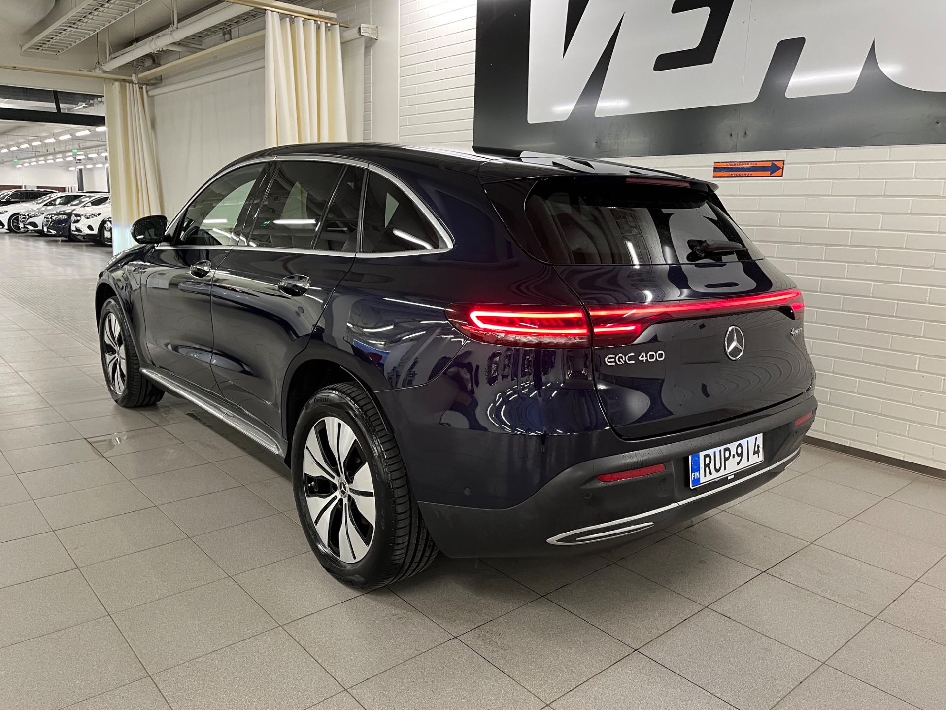 Mercedes-Benz EQC 2020