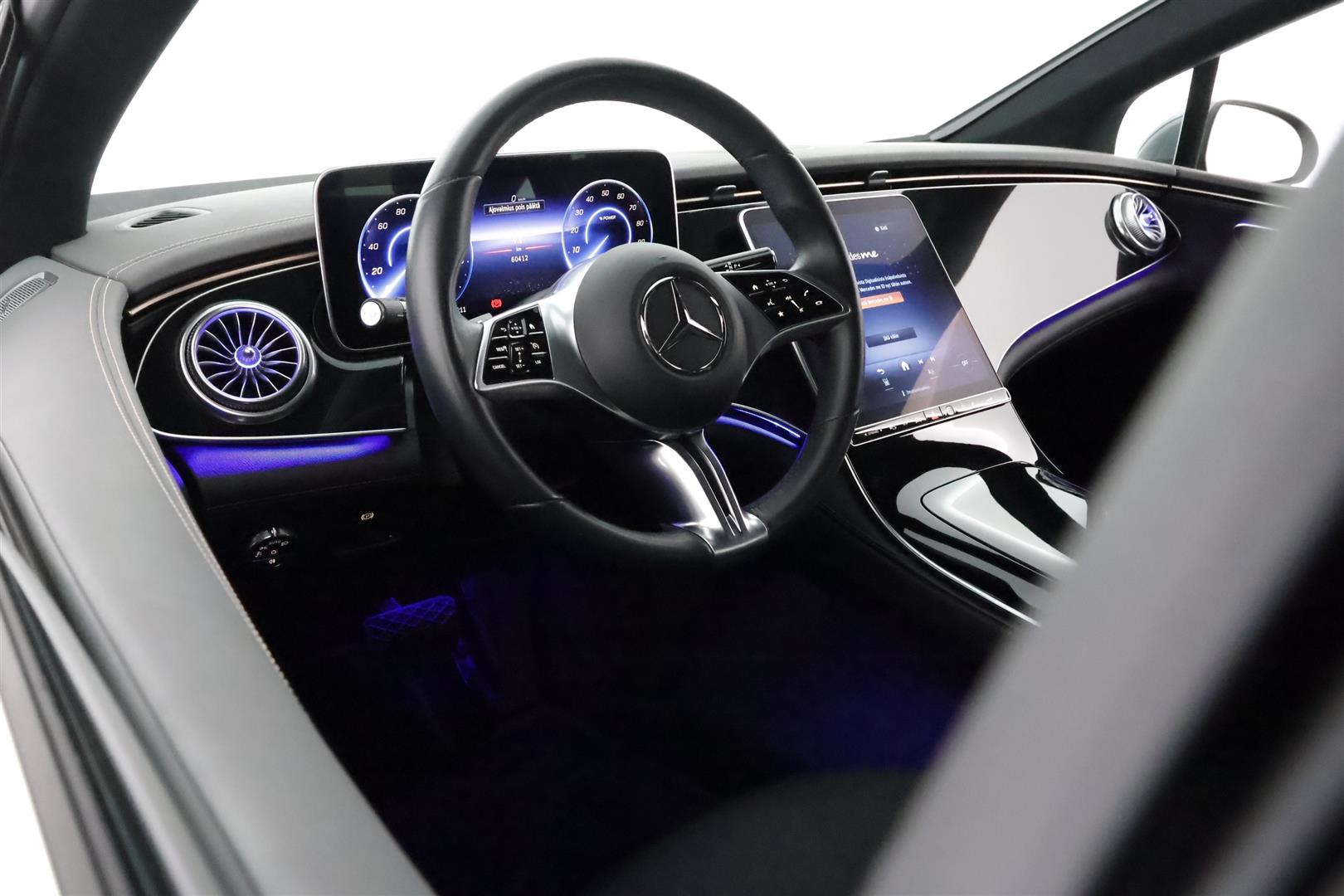 MERCEDES-BENZ EQE 2023