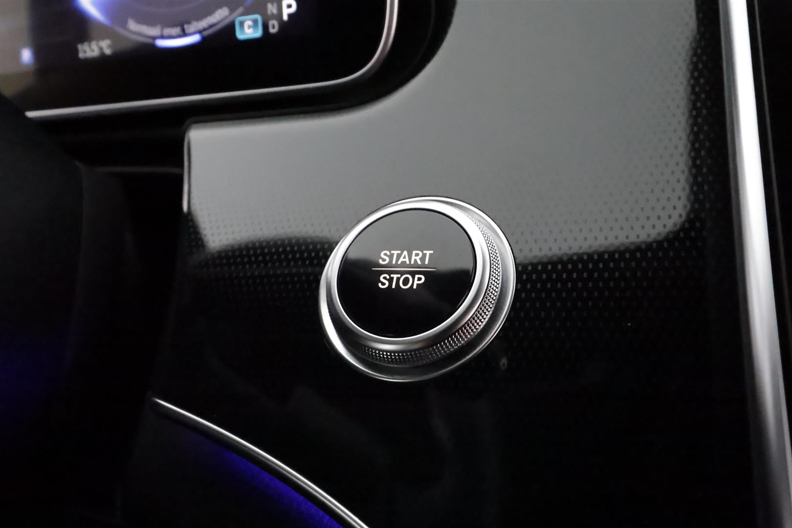 MERCEDES-BENZ EQE 2023